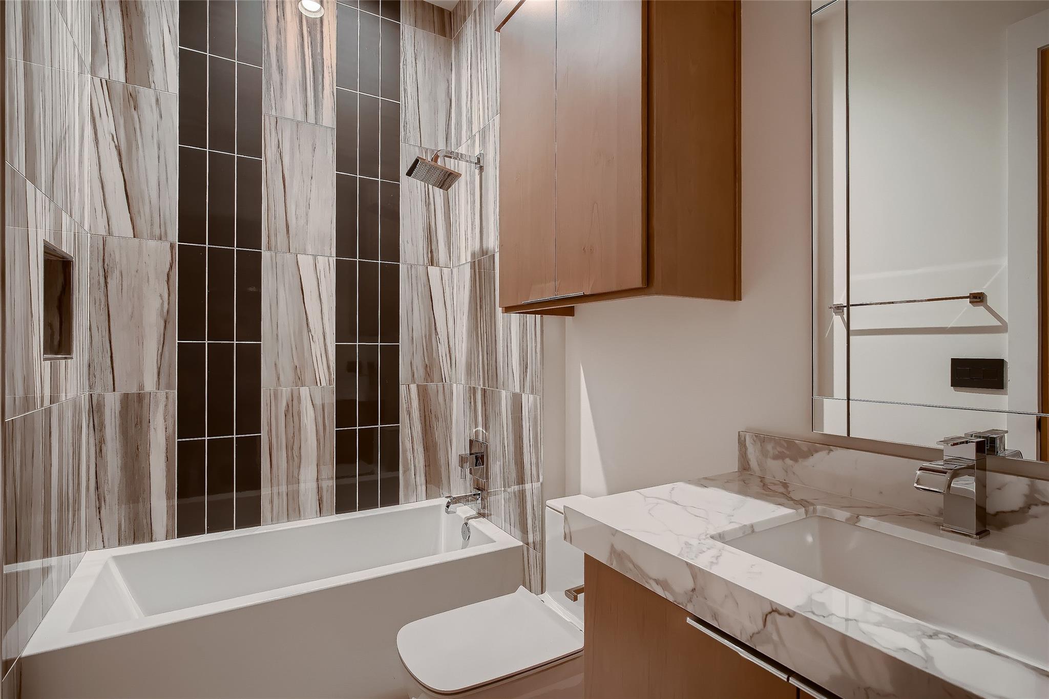 6412 Lantern View Dr, Jonestown, TX 78645