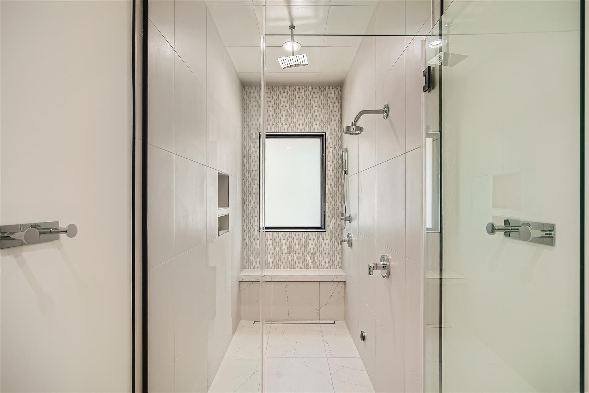 6412 Lantern View Dr, Jonestown, TX 78645