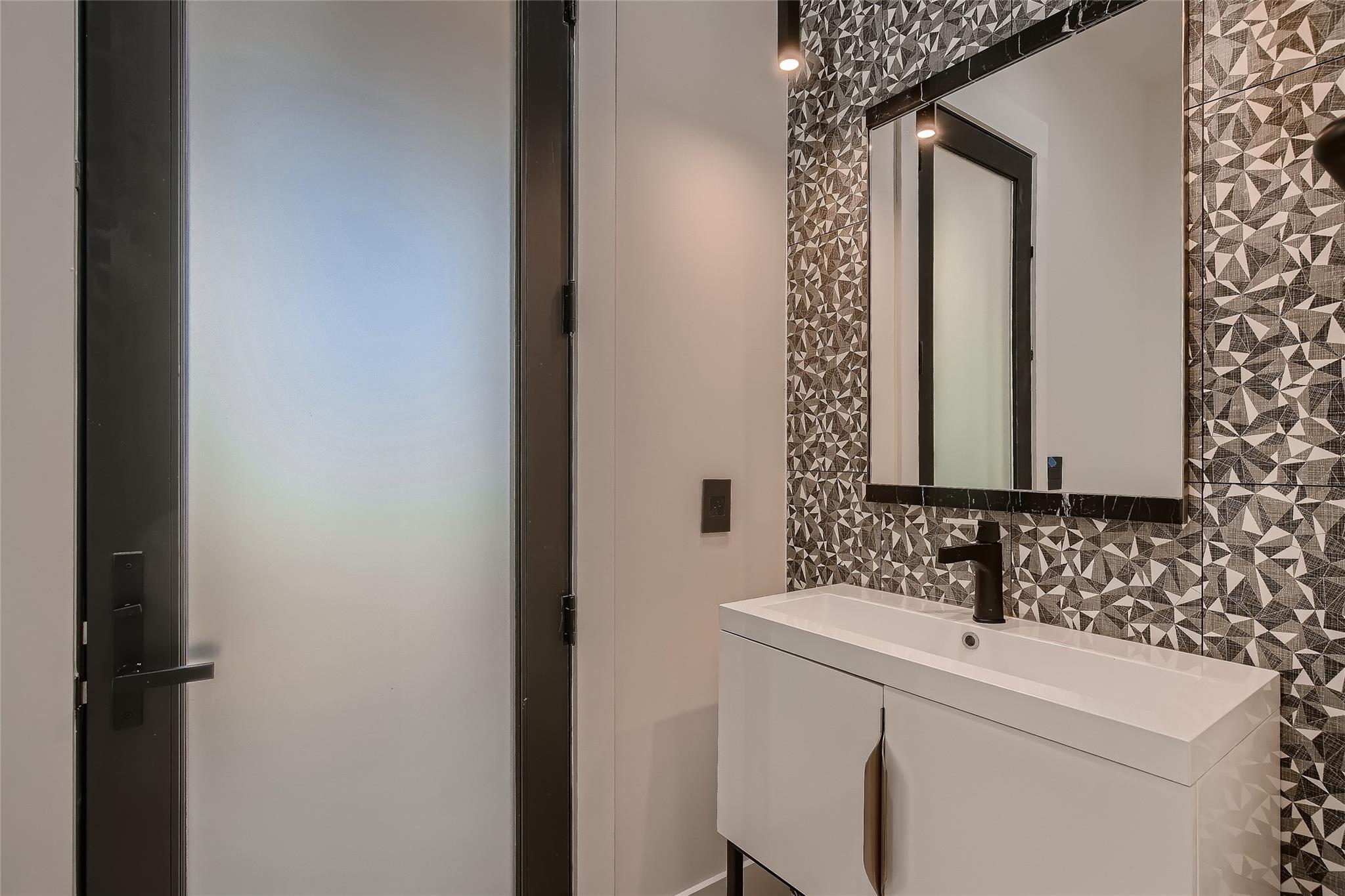 6412 Lantern View Dr, Jonestown, TX 78645