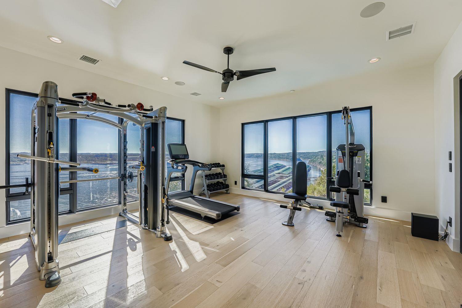 6412 Lantern View Dr, Jonestown, TX 78645