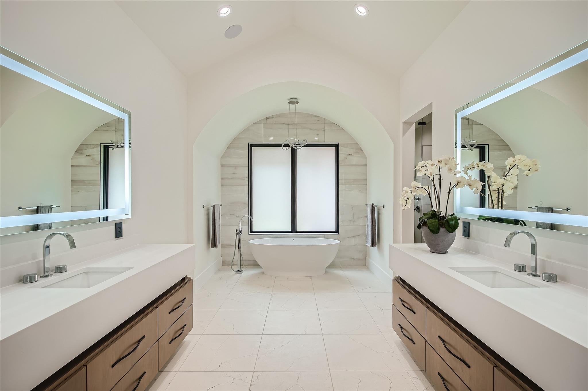 6412 Lantern View Dr, Jonestown, TX 78645