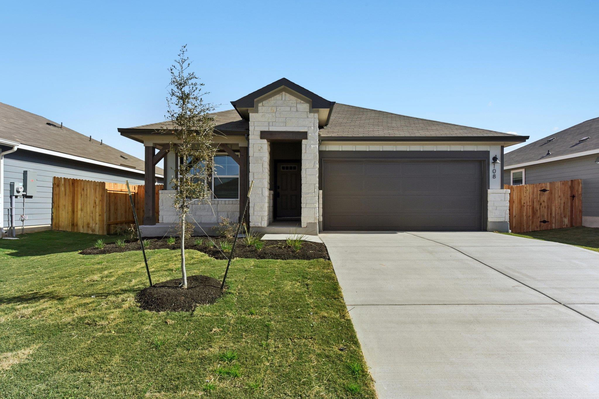 108 Honey Bee Rd, Jarrell, TX 76537