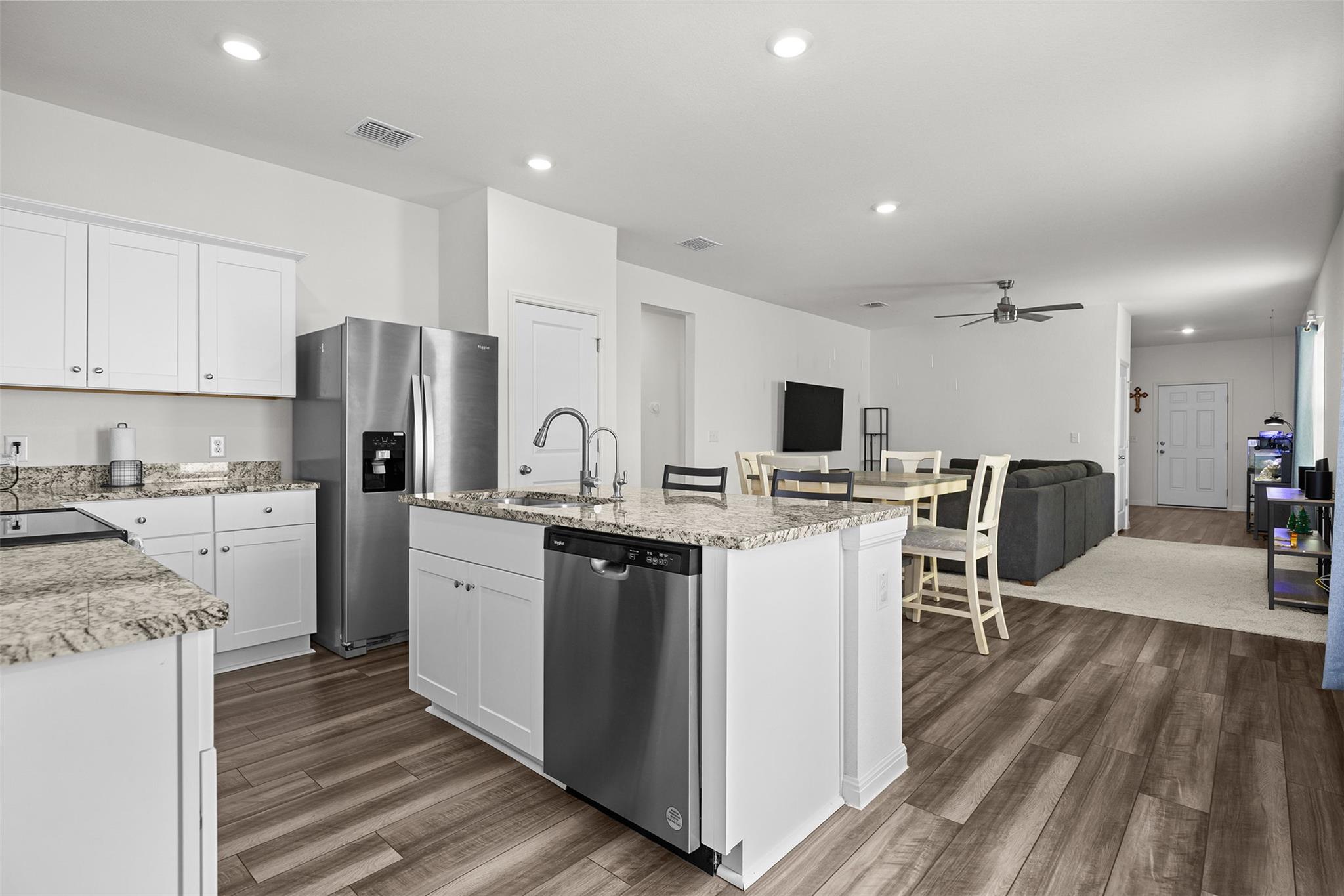 104 Enforcer Loop, Jarrell, TX 76537