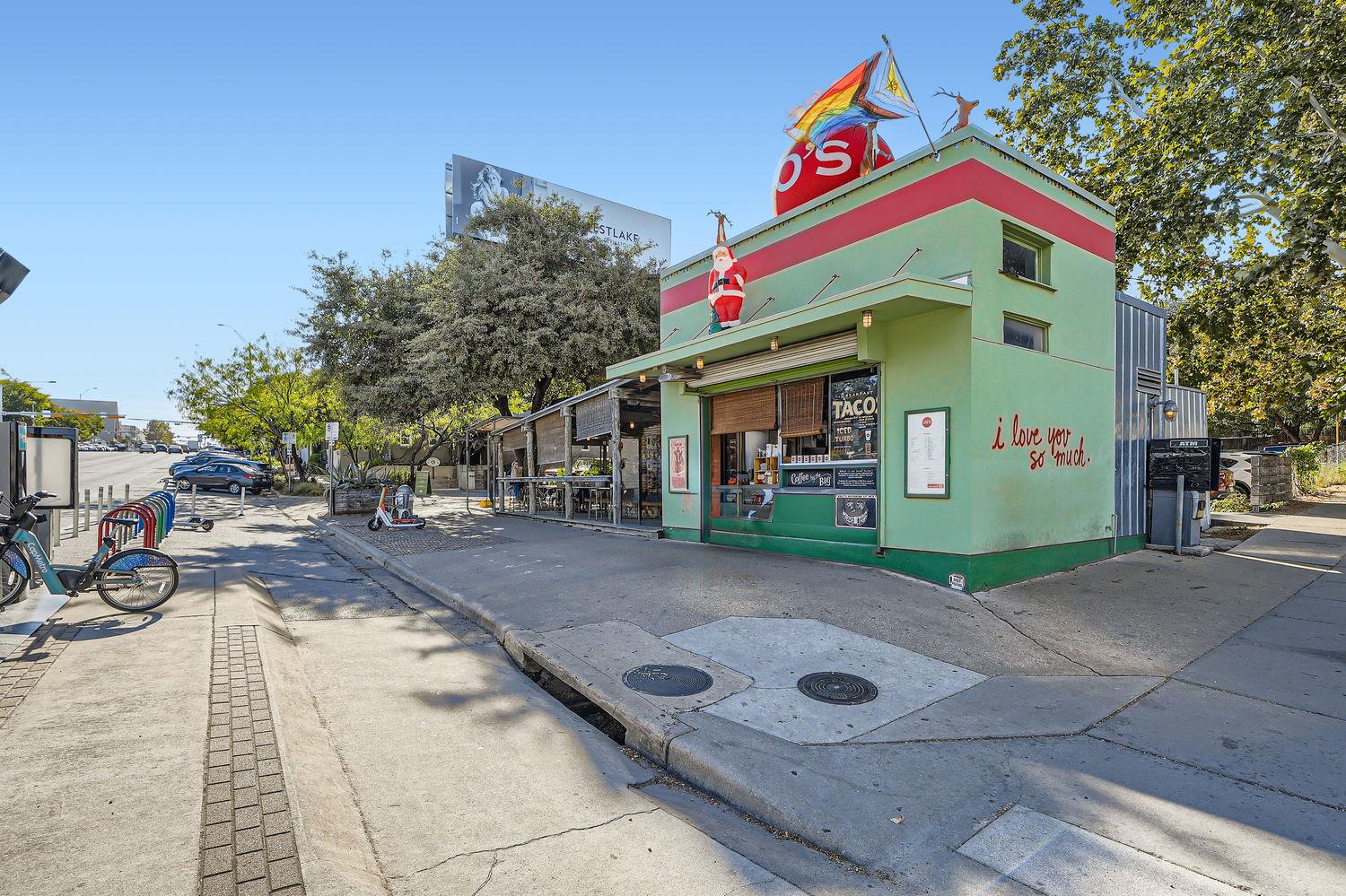 221 Park Ln, Austin, TX 78704