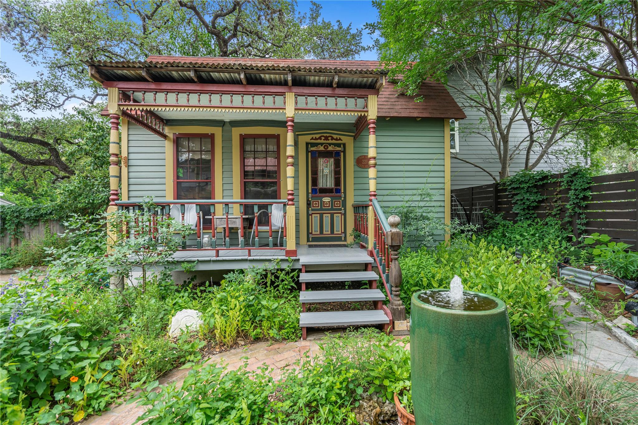 221 Park Ln, Austin, TX 78704