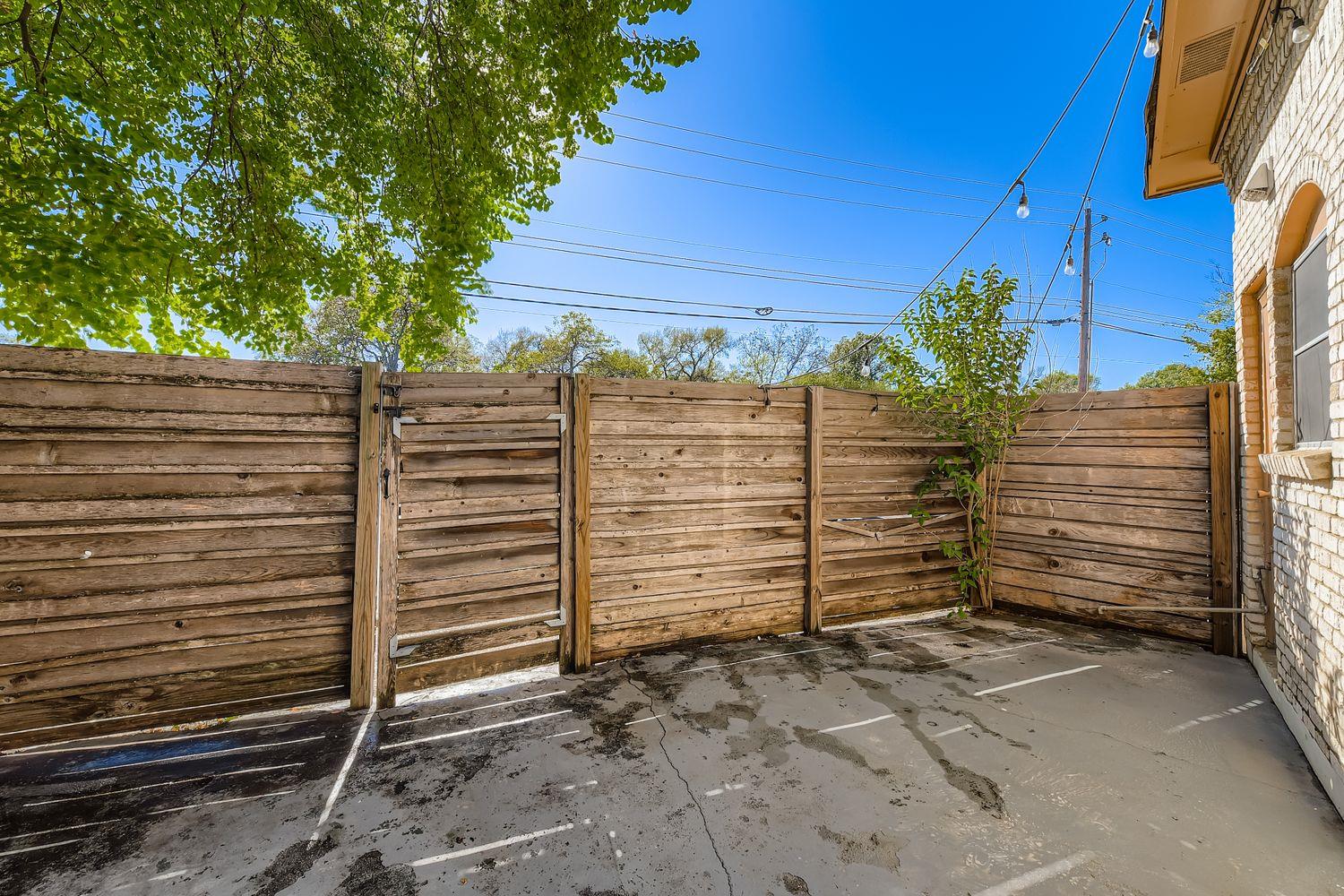 7801 Shoal Creek Blvd # 135, Austin, TX 78757