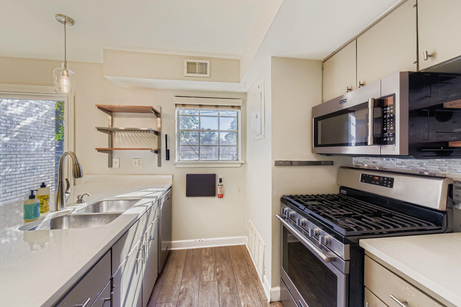 7801 Shoal Creek Blvd # 135, Austin, TX 78757