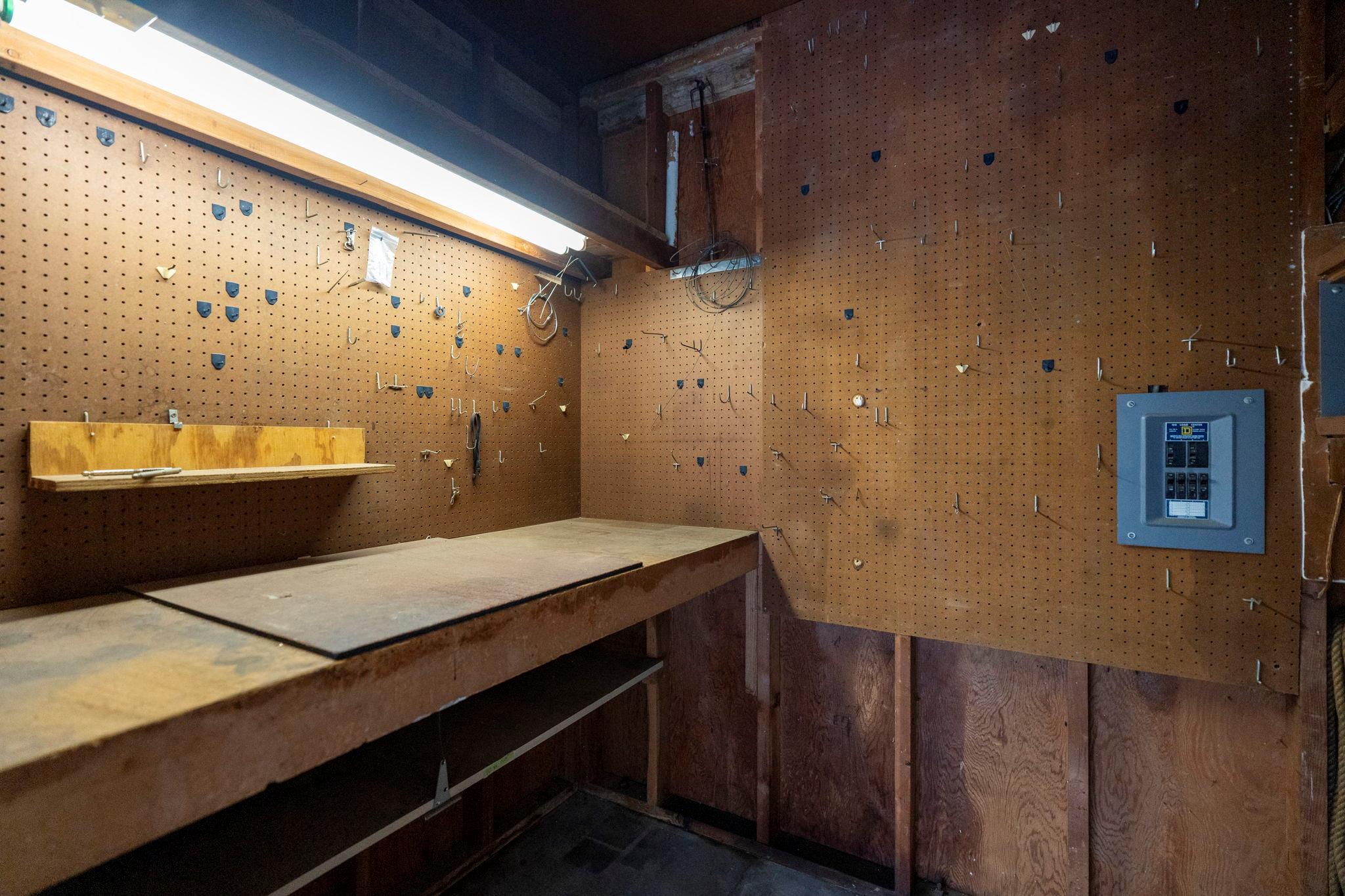 1800 Barbara St, Austin, TX 78757