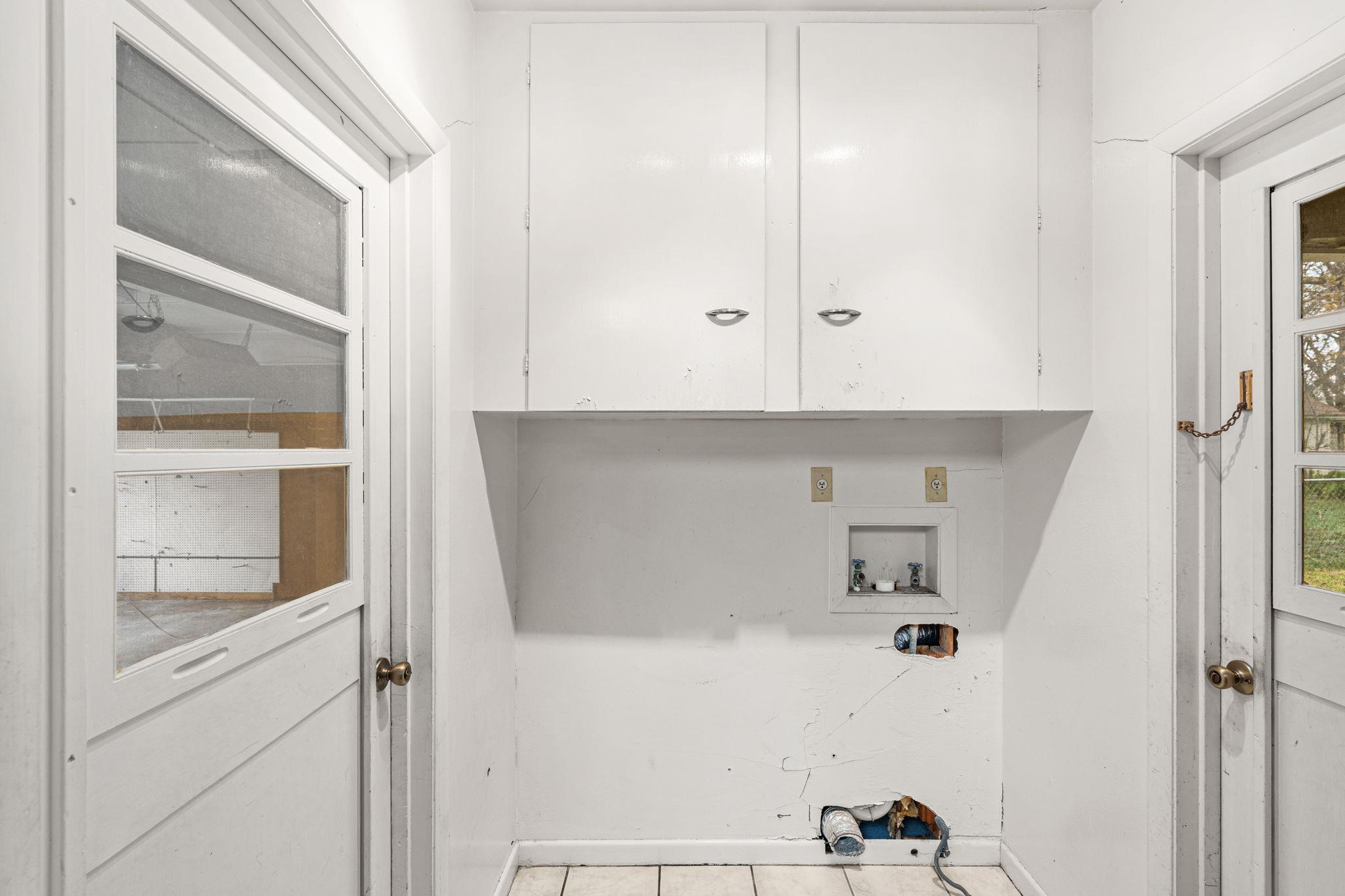 1800 Barbara St, Austin, TX 78757