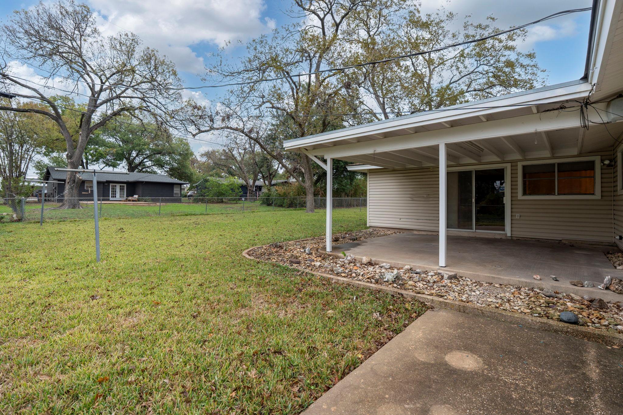 1800 Barbara St, Austin, TX 78757