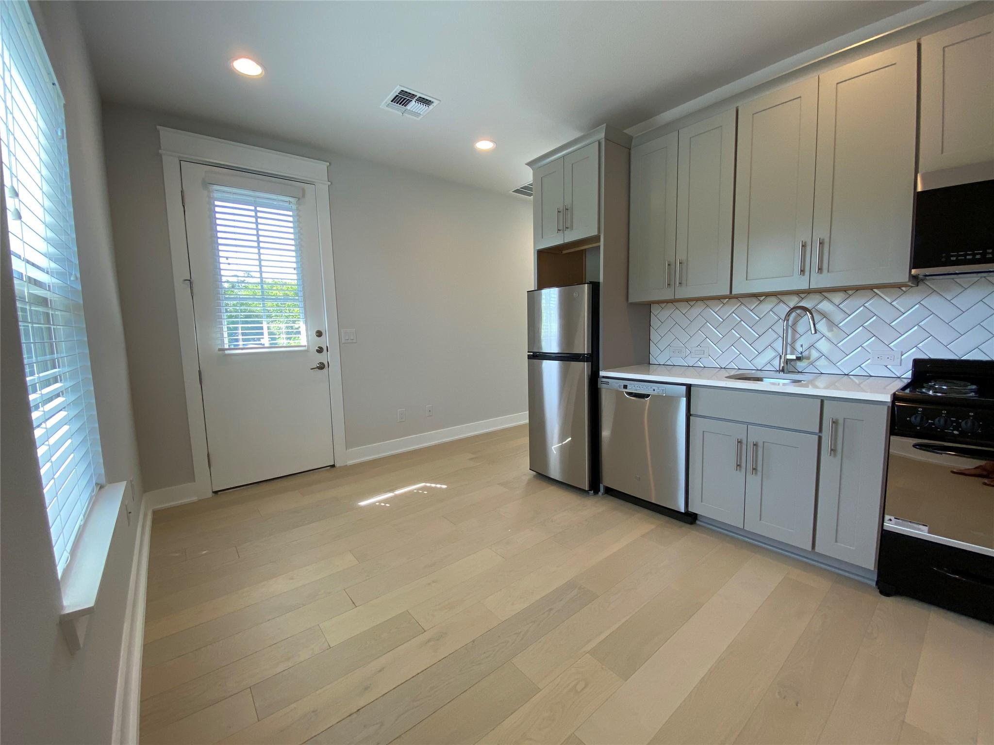 6920 Bethune Avenue Unit 2 Ave # 2, Austin, TX 78752