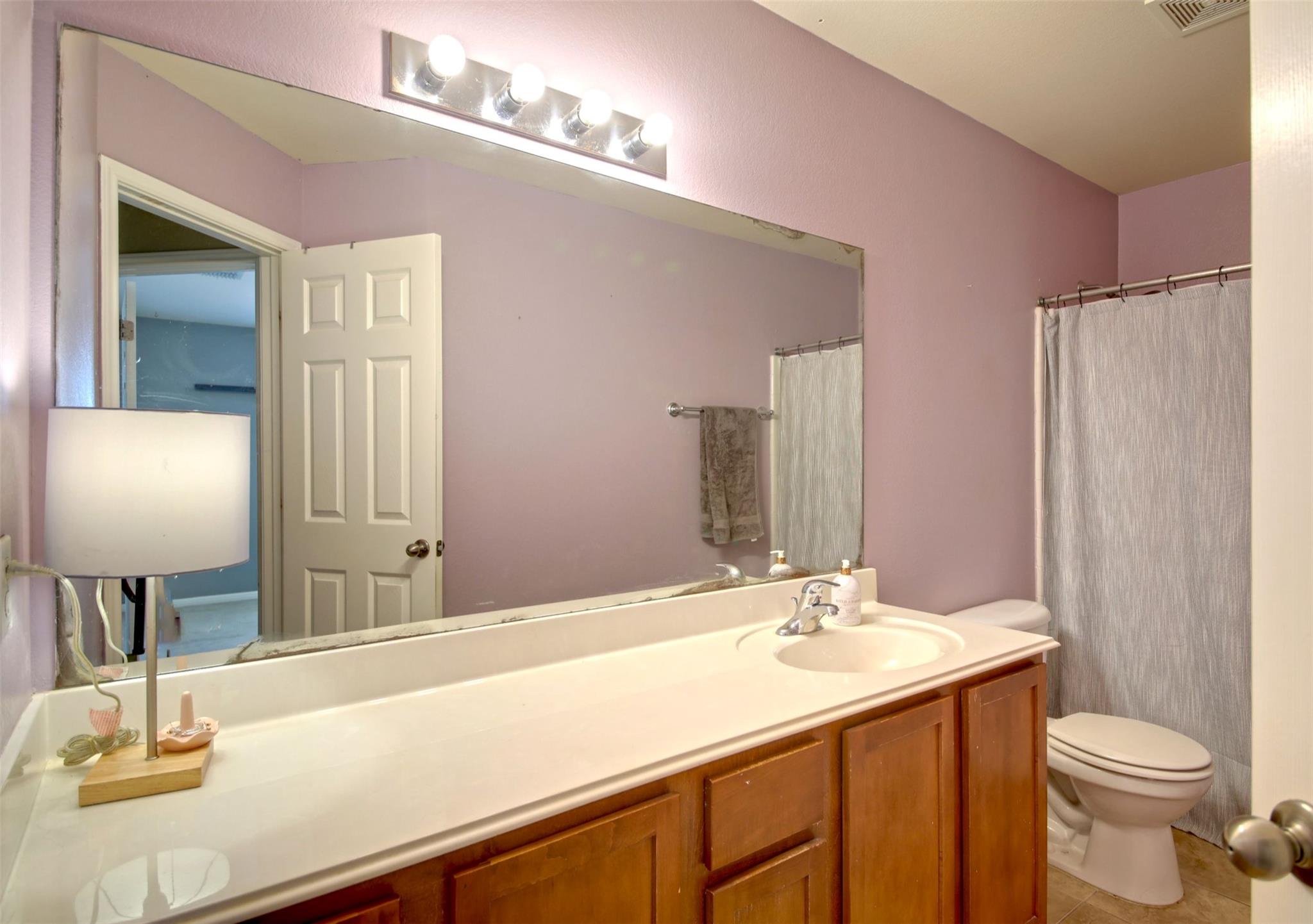 2132 S Callingwood Dr, Austin, TX 78754