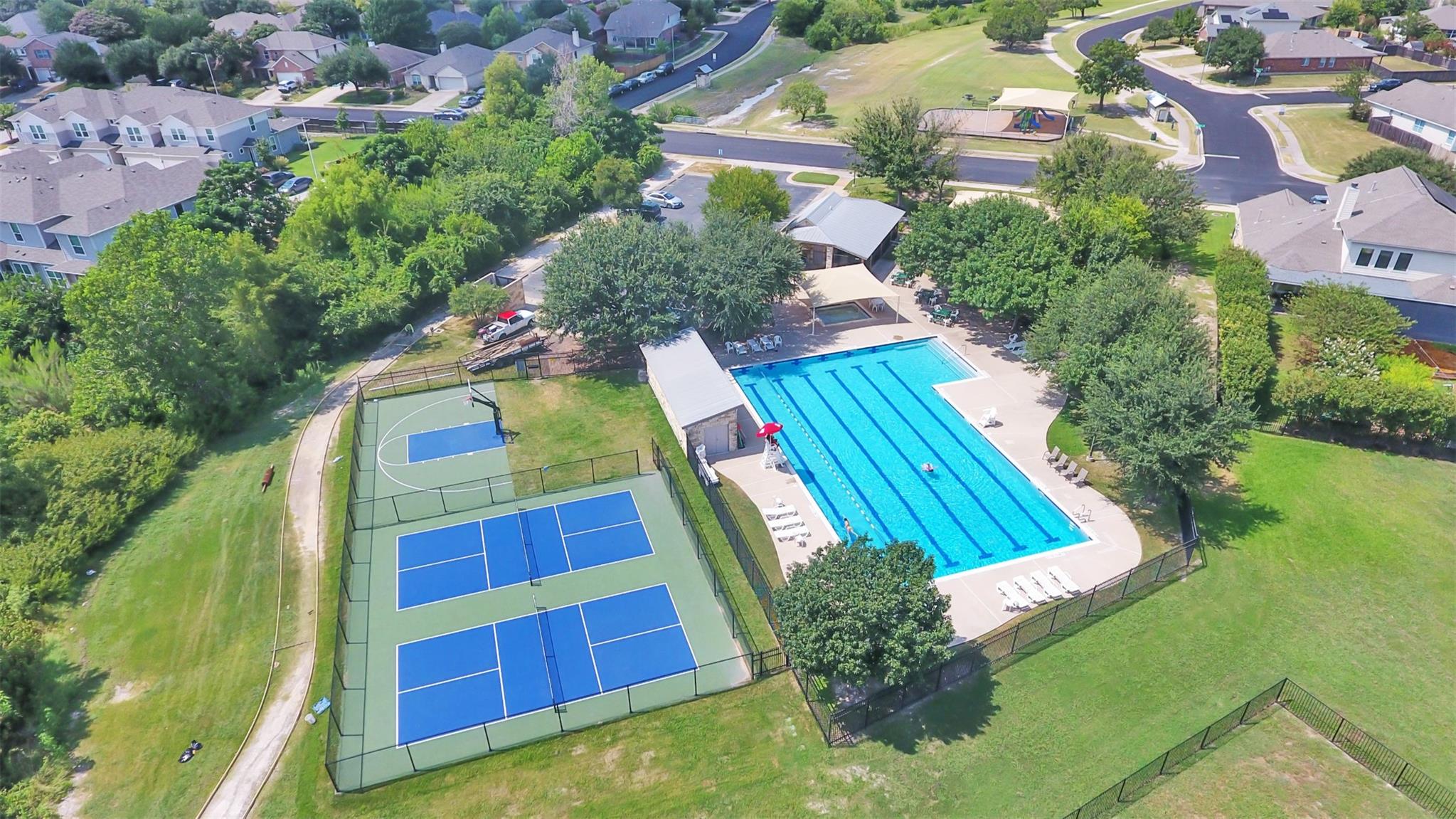 2132 S Callingwood Dr, Austin, TX 78754