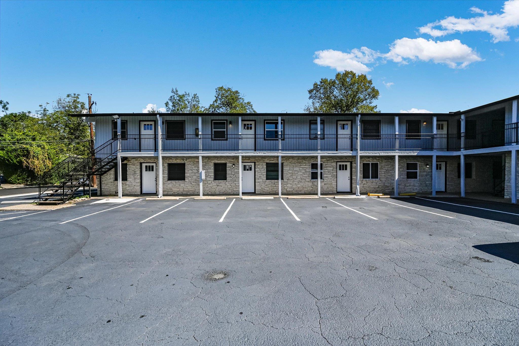 3703 Harmon Ave, Austin, TX 78705