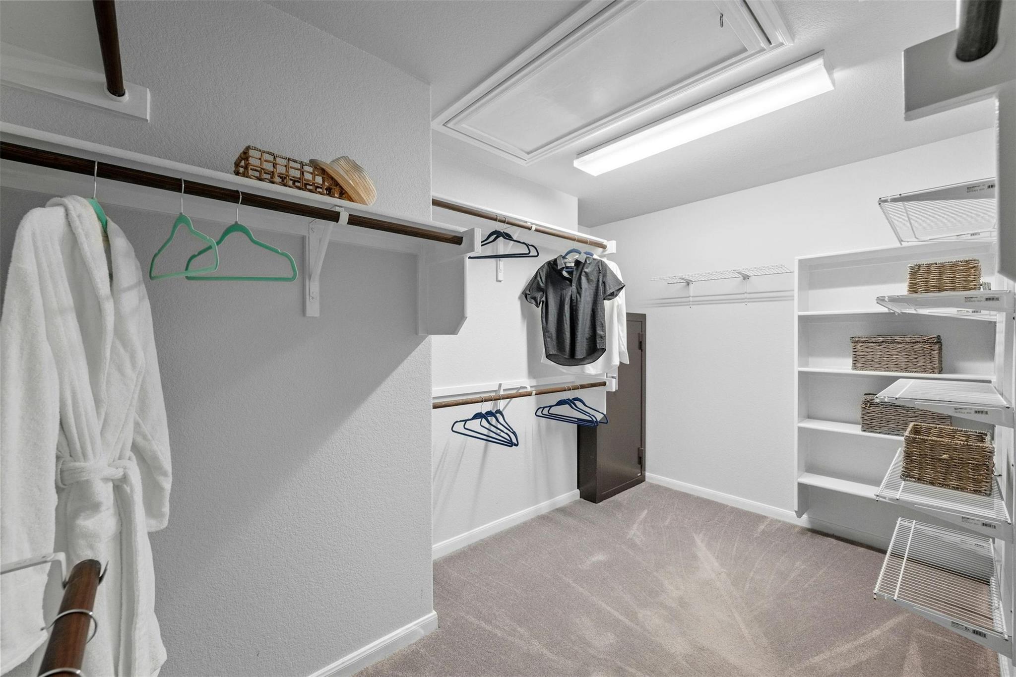 166 Briarpatch Ct, Austin, TX 78737