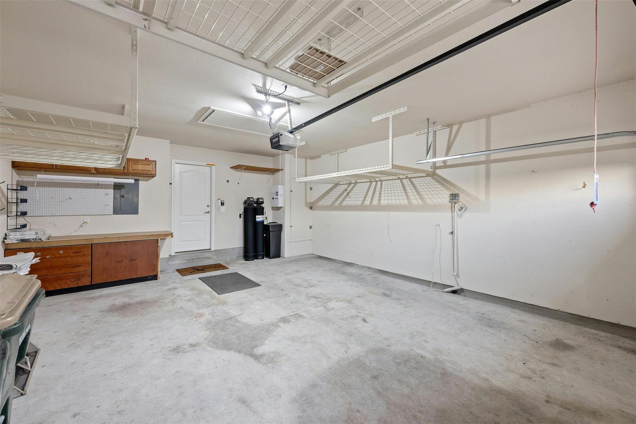 166 Briarpatch Ct, Austin, TX 78737