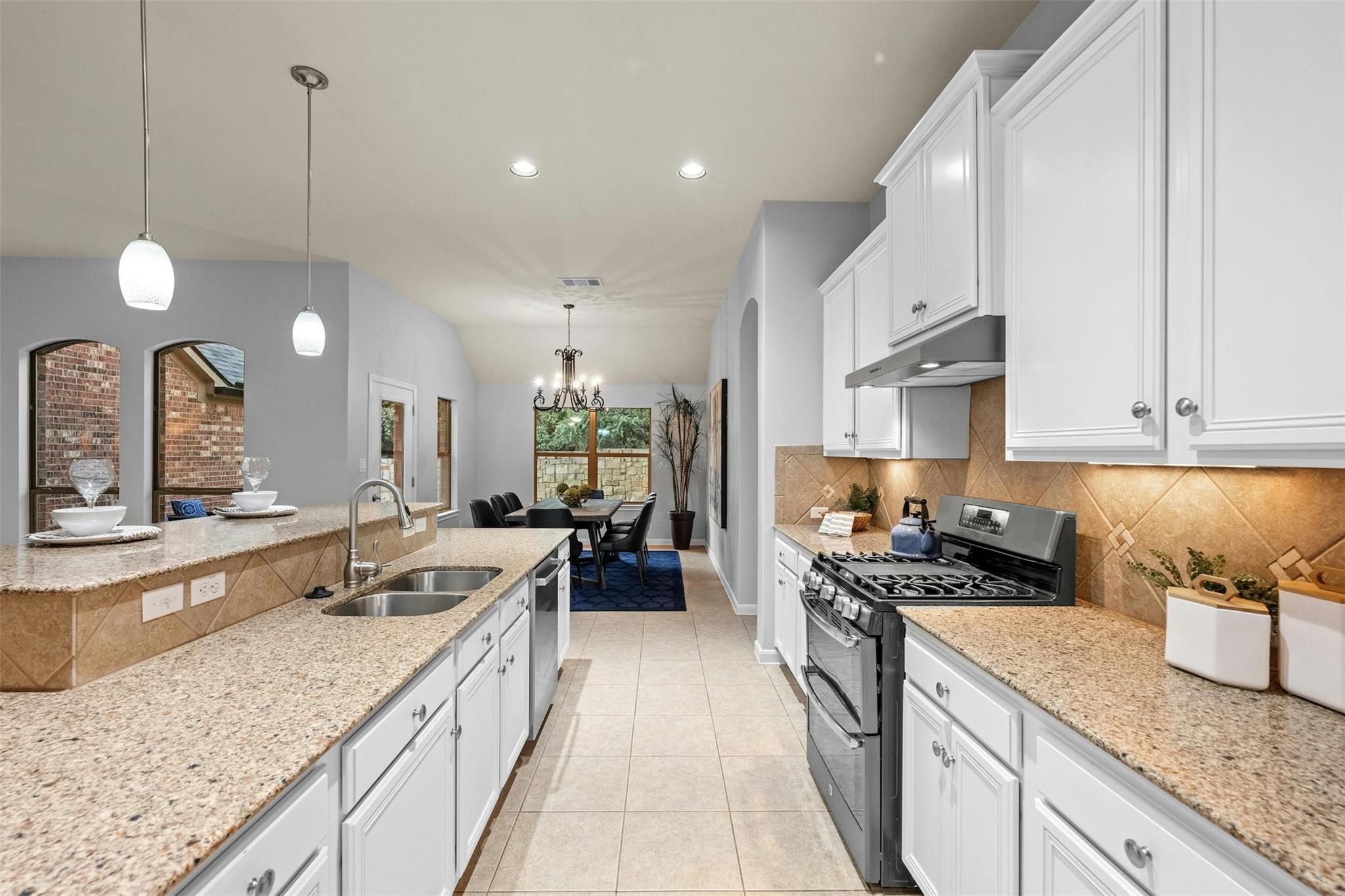 166 Briarpatch Ct, Austin, TX 78737