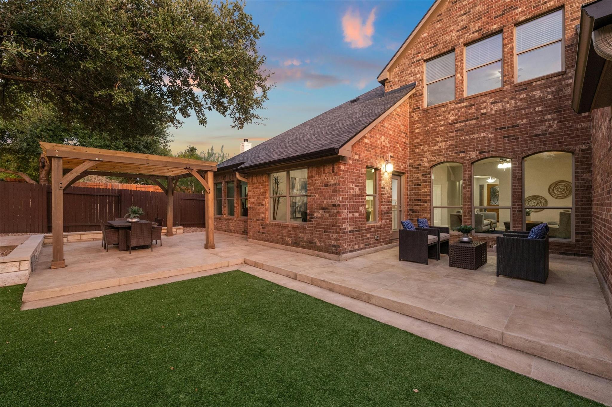 166 Briarpatch Ct, Austin, TX 78737