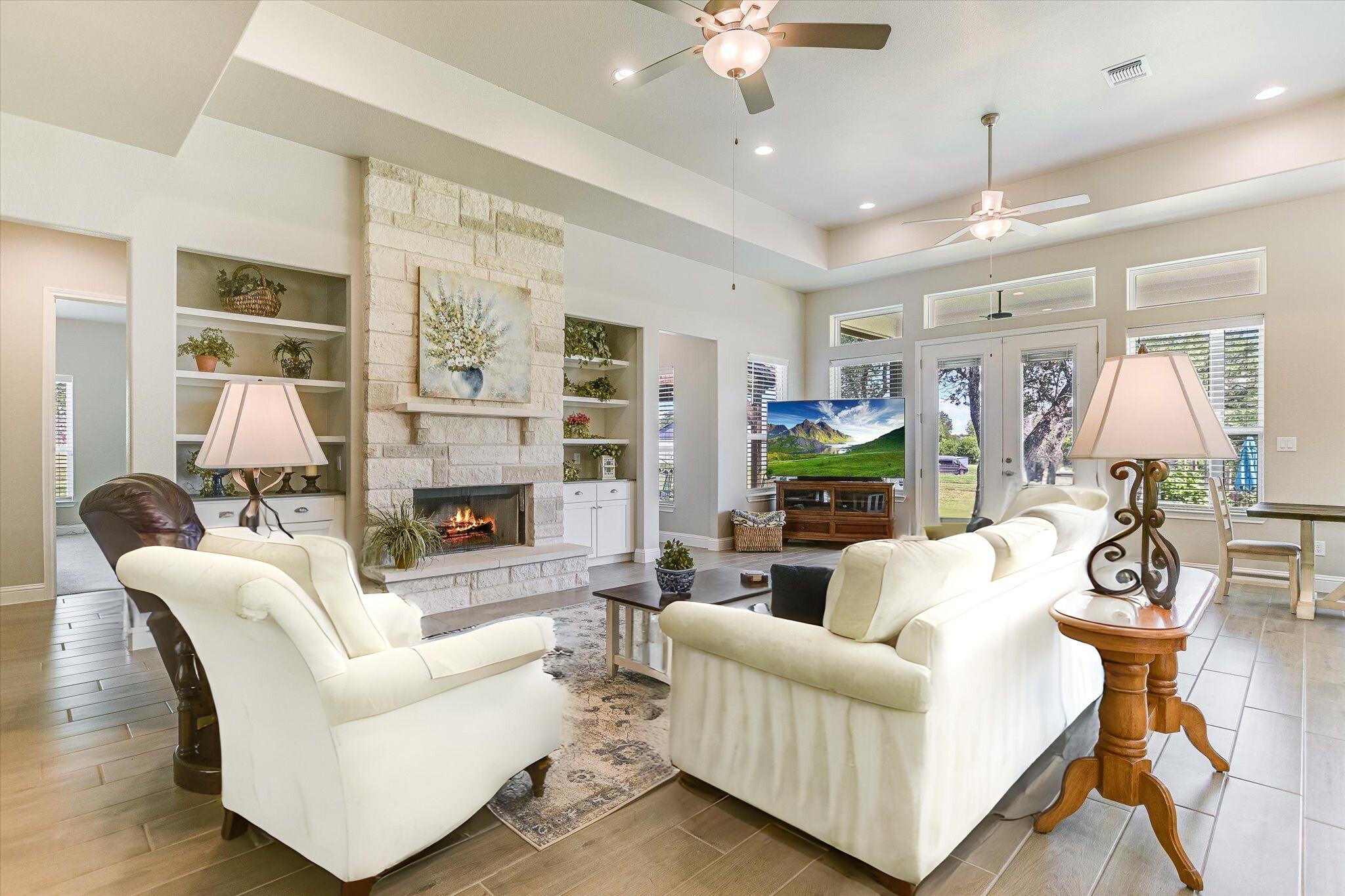 815 County Road 207, Liberty Hill, TX 78642