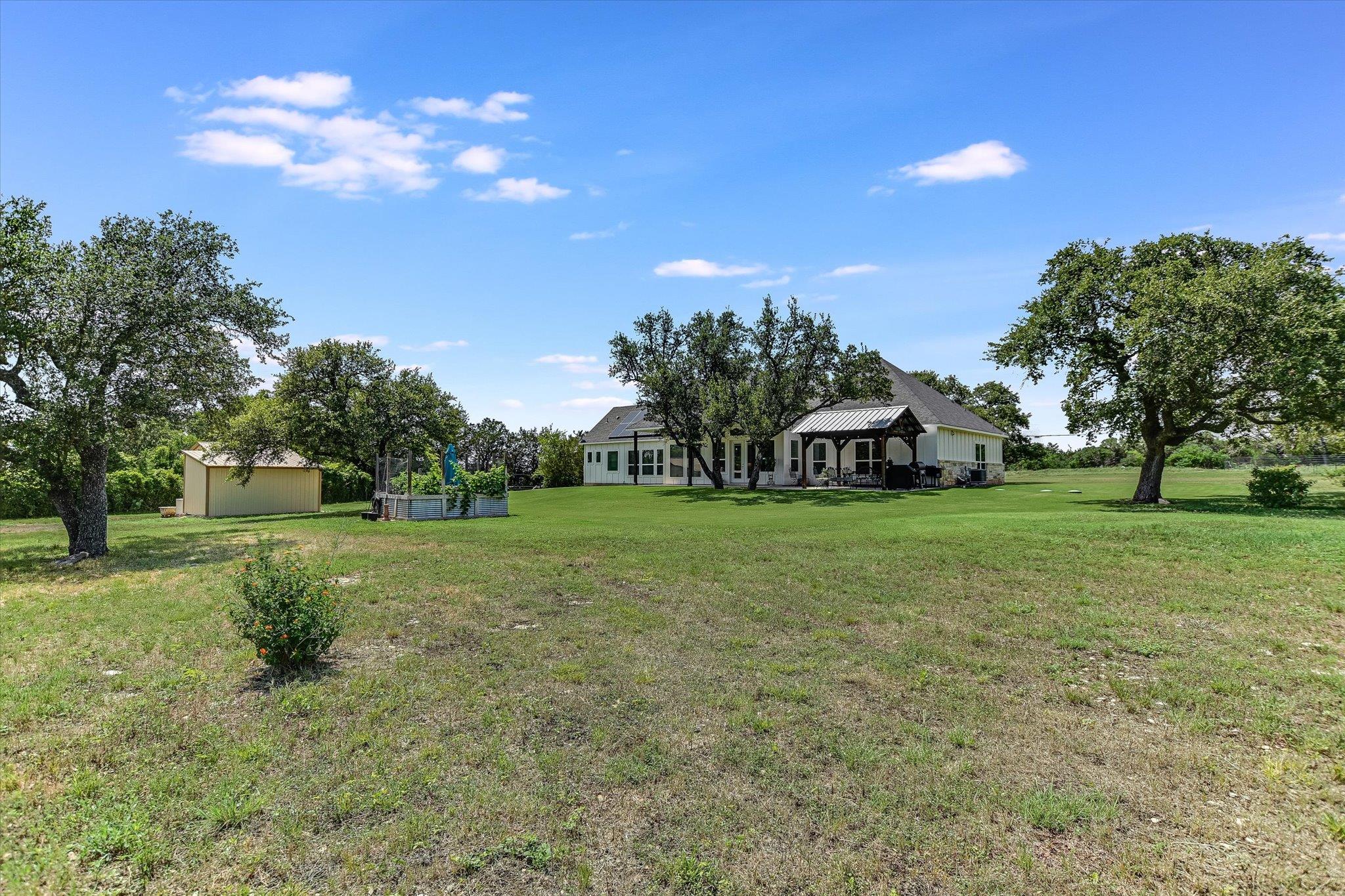 815 County Road 207, Liberty Hill, TX 78642