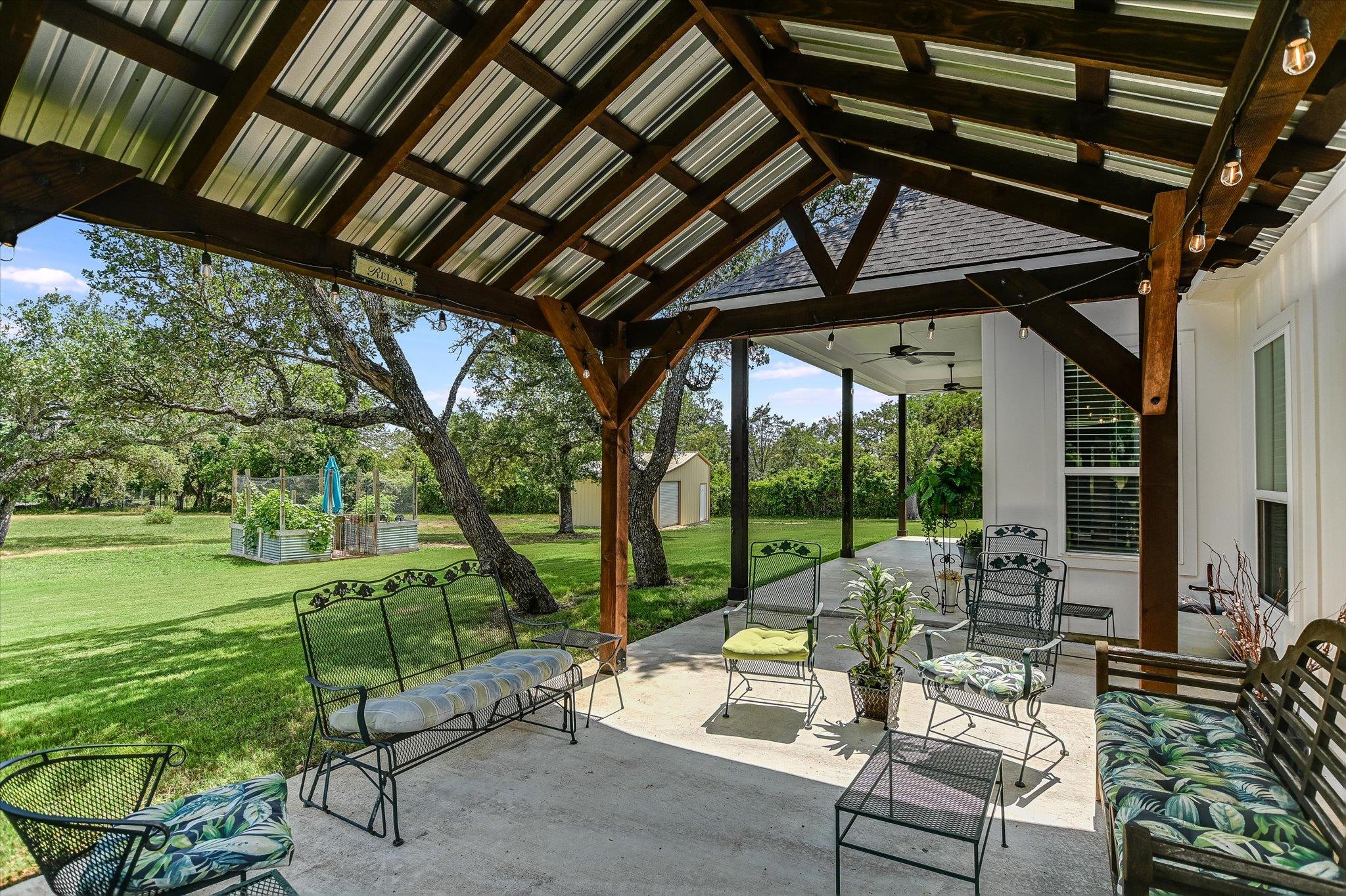 815 County Road 207, Liberty Hill, TX 78642