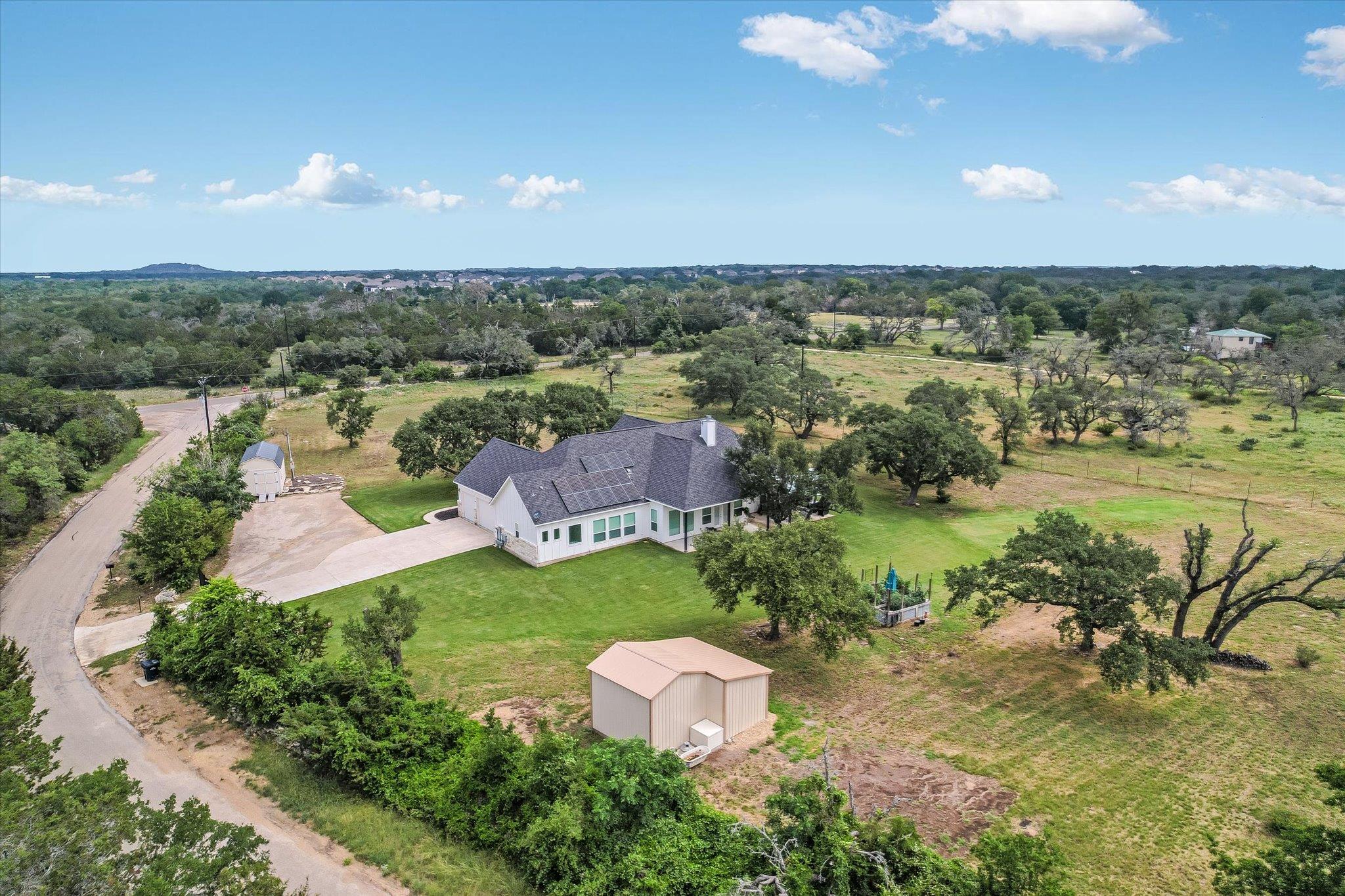 815 County Road 207, Liberty Hill, TX 78642