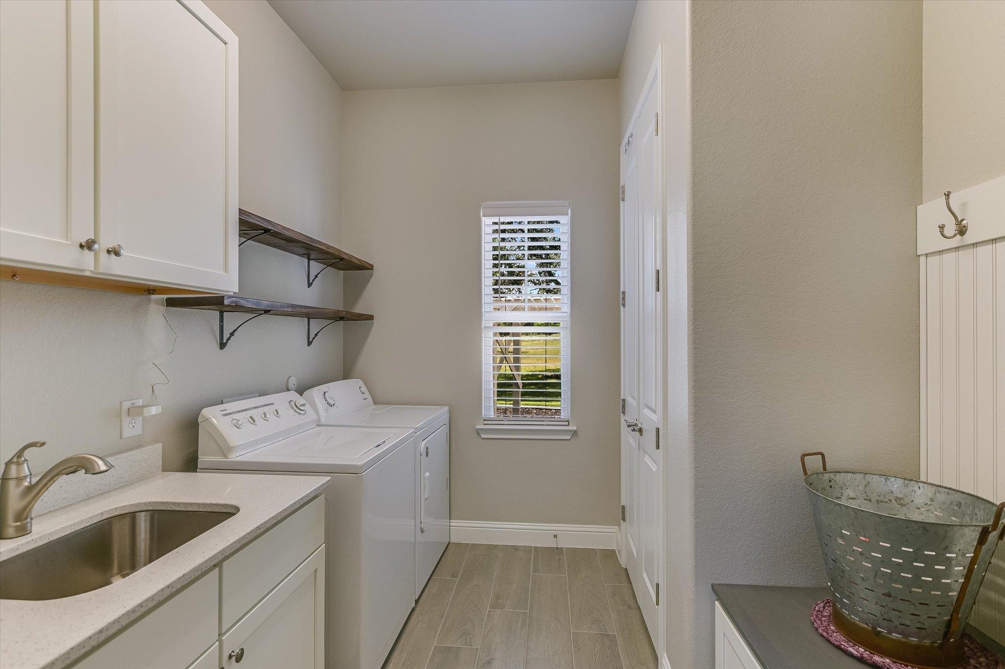 815 County Road 207, Liberty Hill, TX 78642