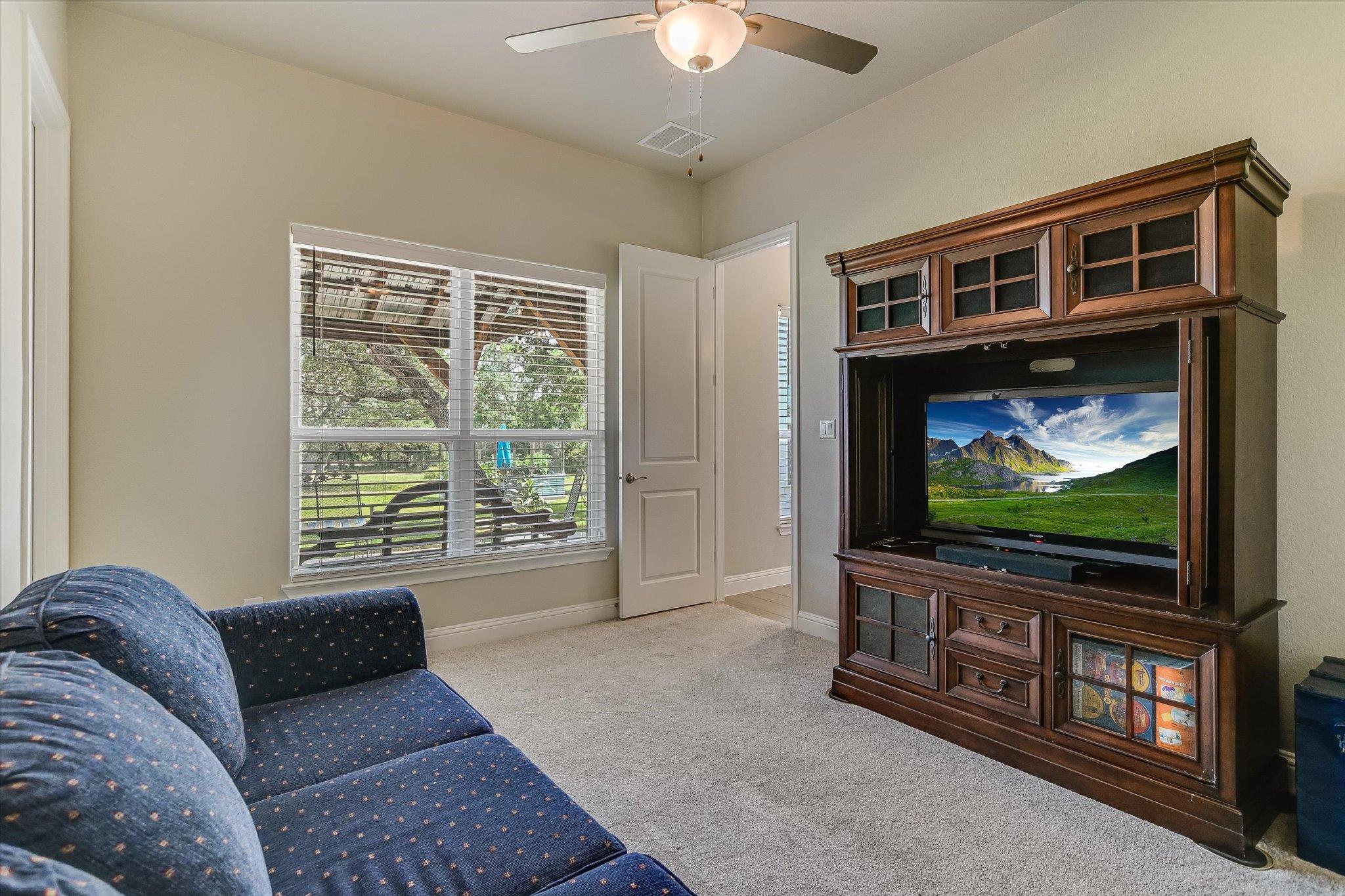 815 County Road 207, Liberty Hill, TX 78642