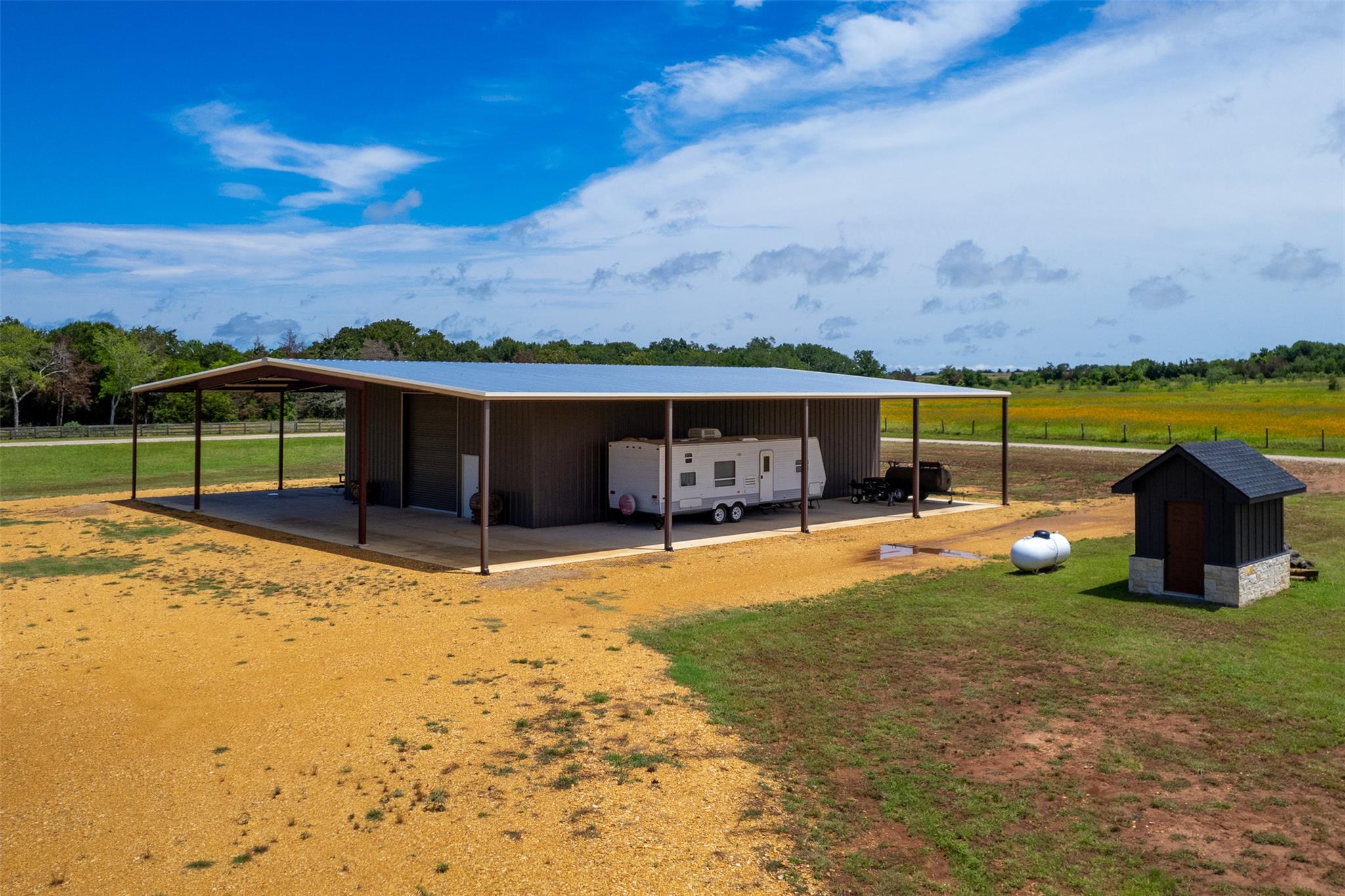 1981 County Road 202, Caldwell, TX 77836