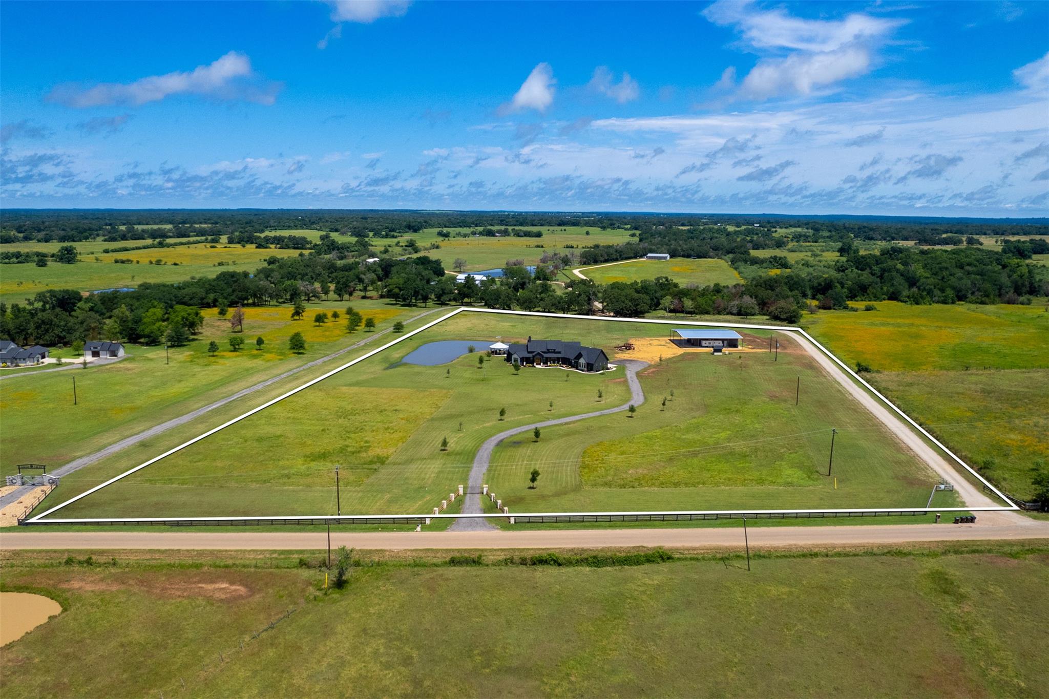 1981 County Road 202, Caldwell, TX 77836