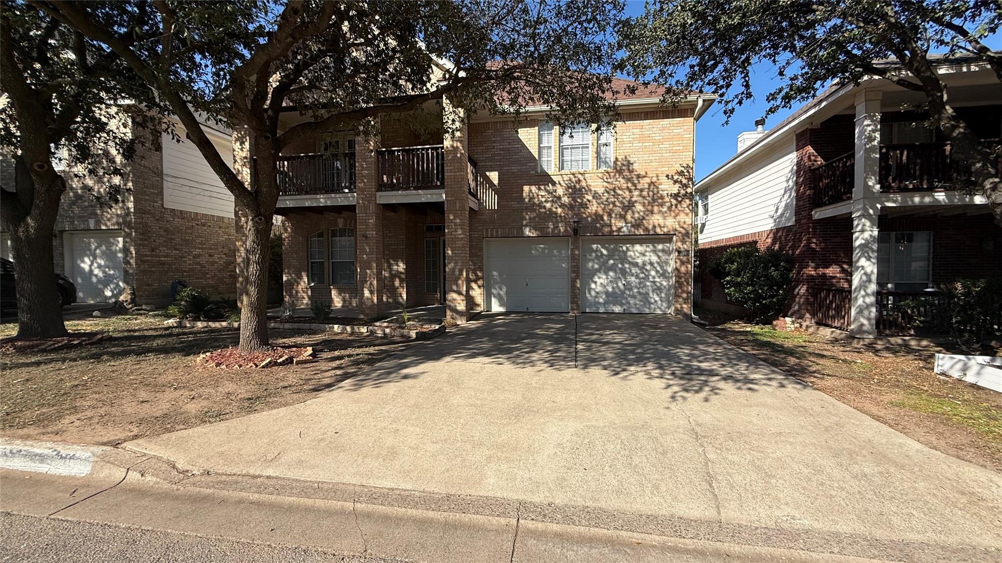 1716 Rosenborough Ln S, Round Rock, TX 78665