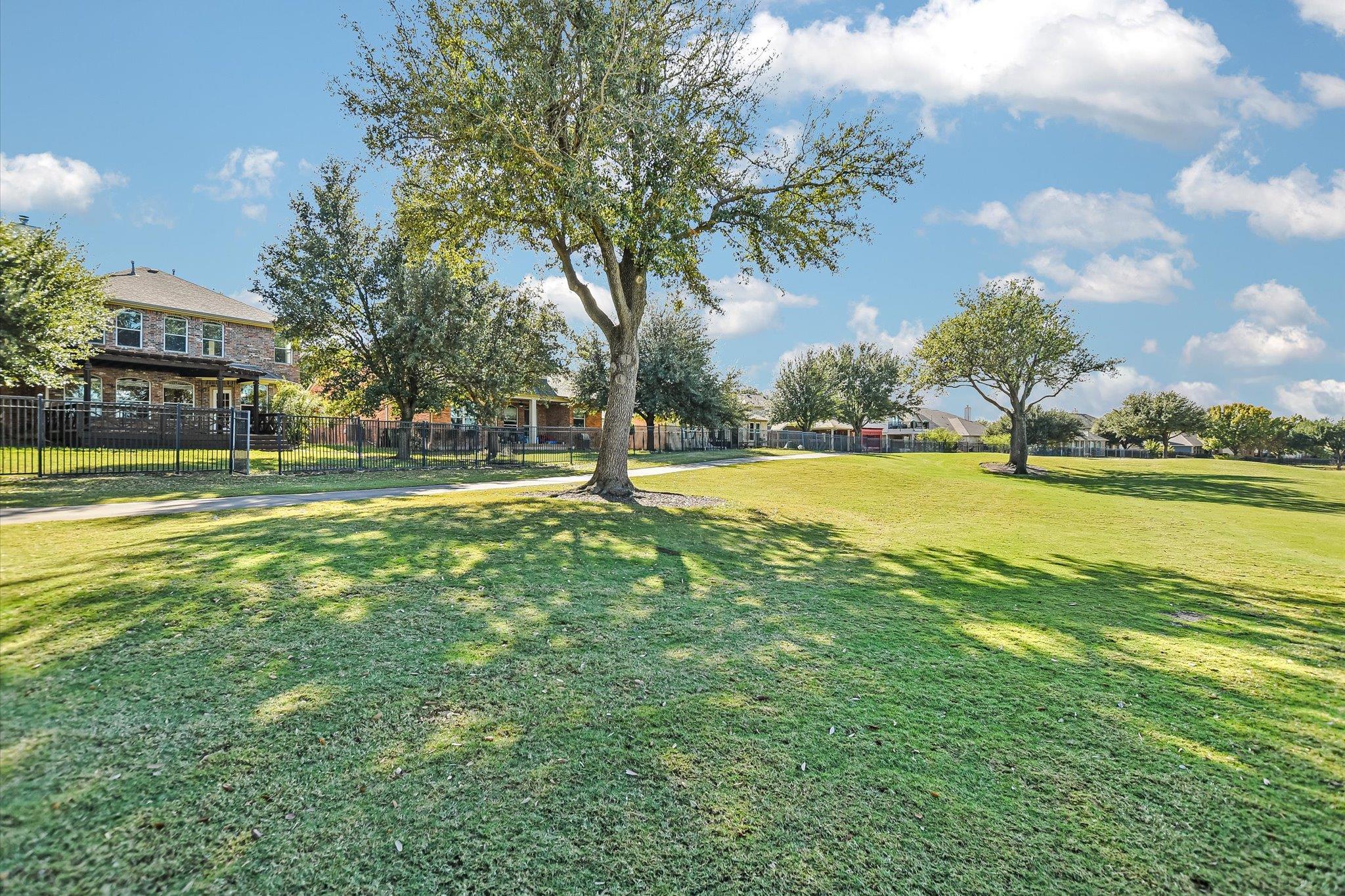 1010 Winding Creek Pl, Round Rock, TX 78665