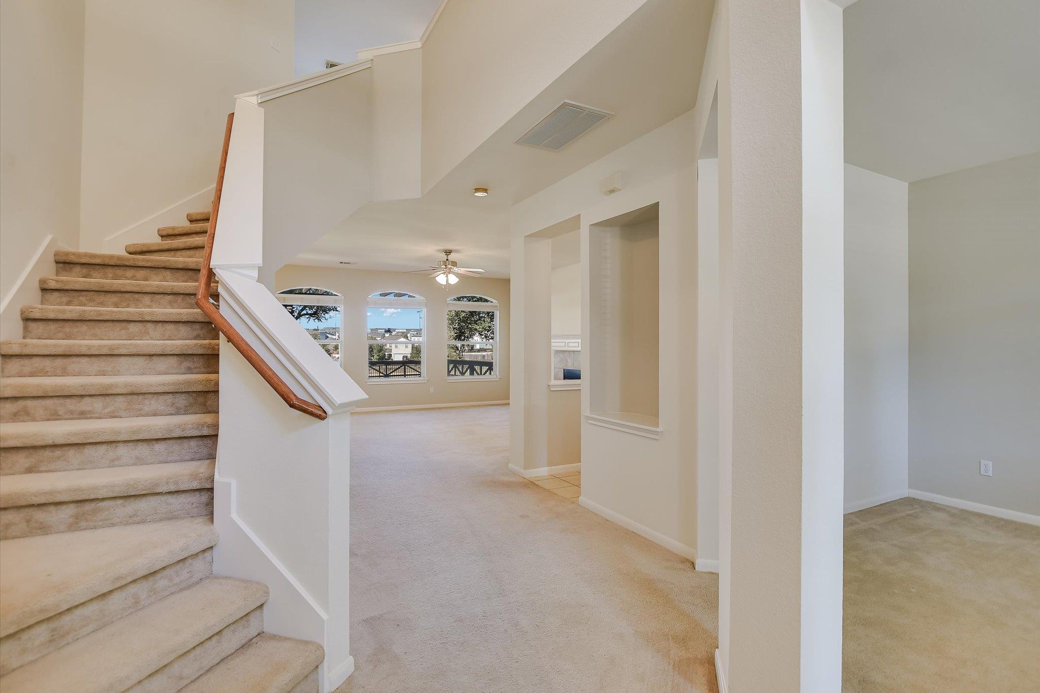 1010 Winding Creek Pl, Round Rock, TX 78665