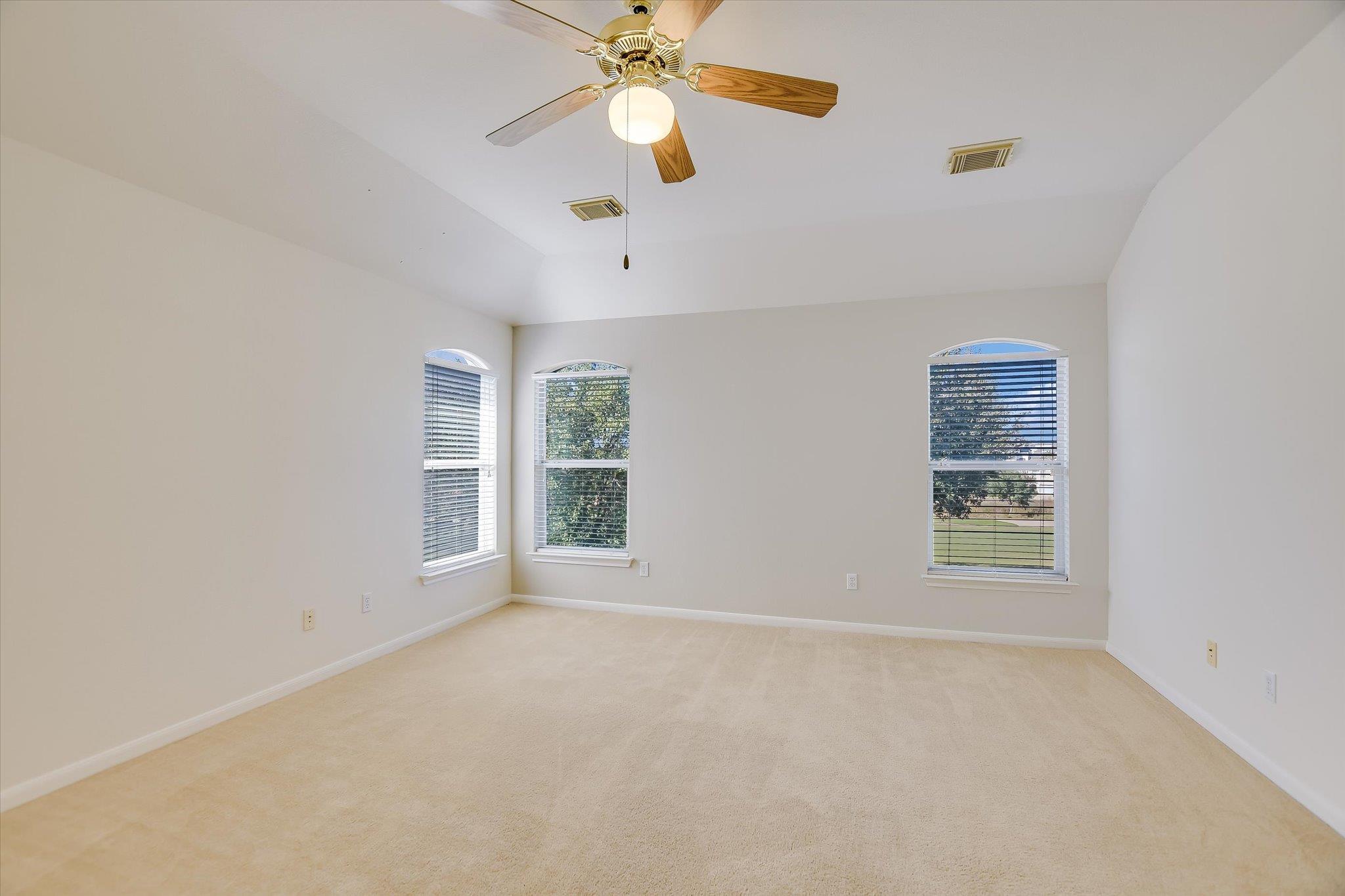 1010 Winding Creek Pl, Round Rock, TX 78665