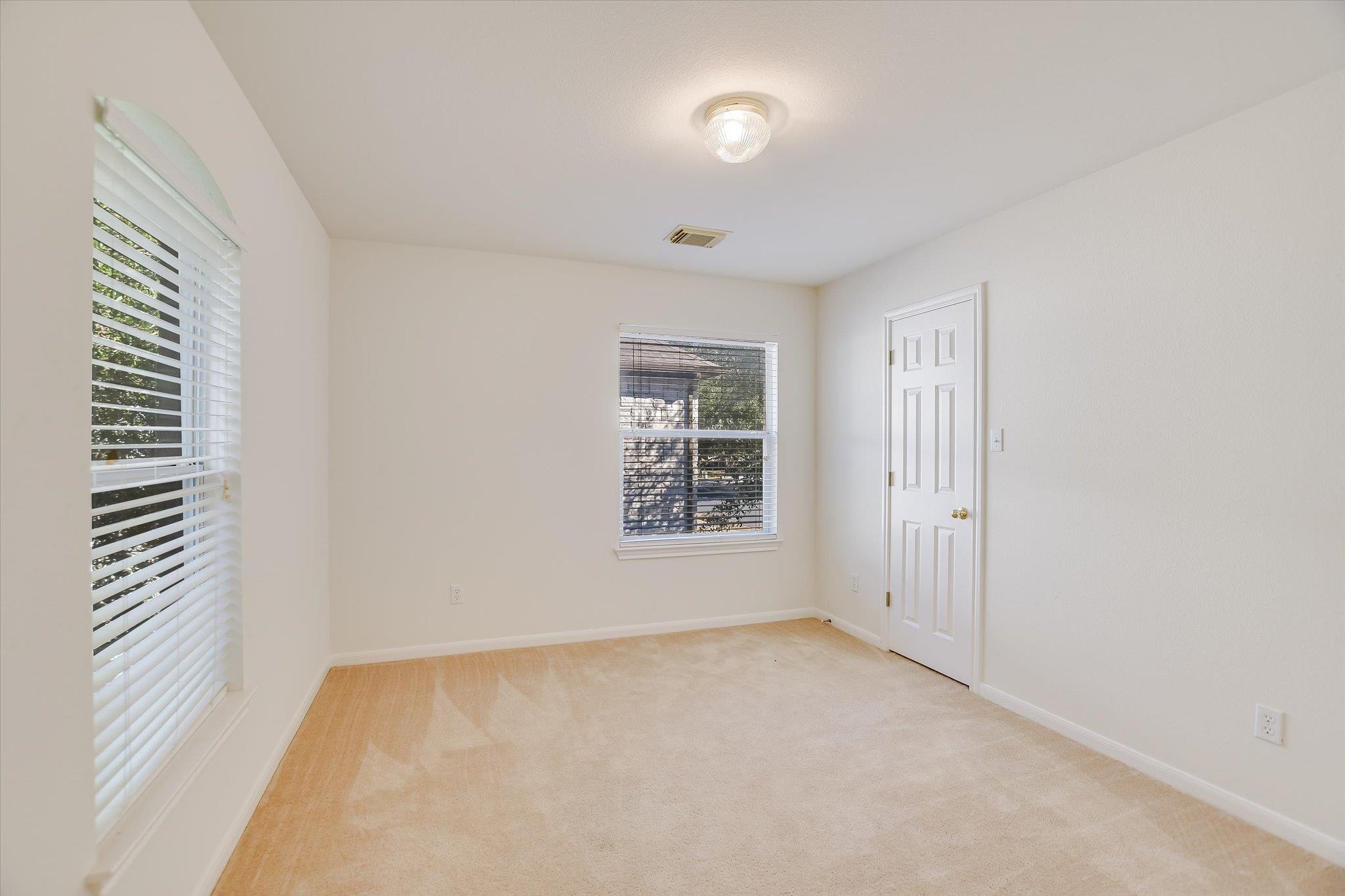 1010 Winding Creek Pl, Round Rock, TX 78665