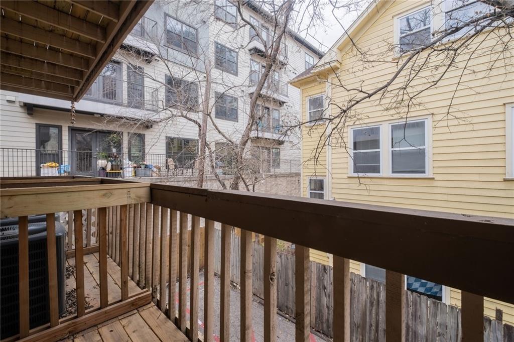 2210 Pearl St # 205, Austin, TX 78705