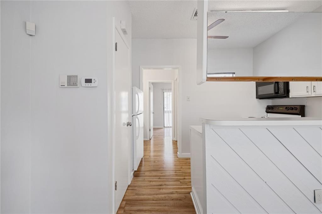 2210 Pearl St # 205, Austin, TX 78705