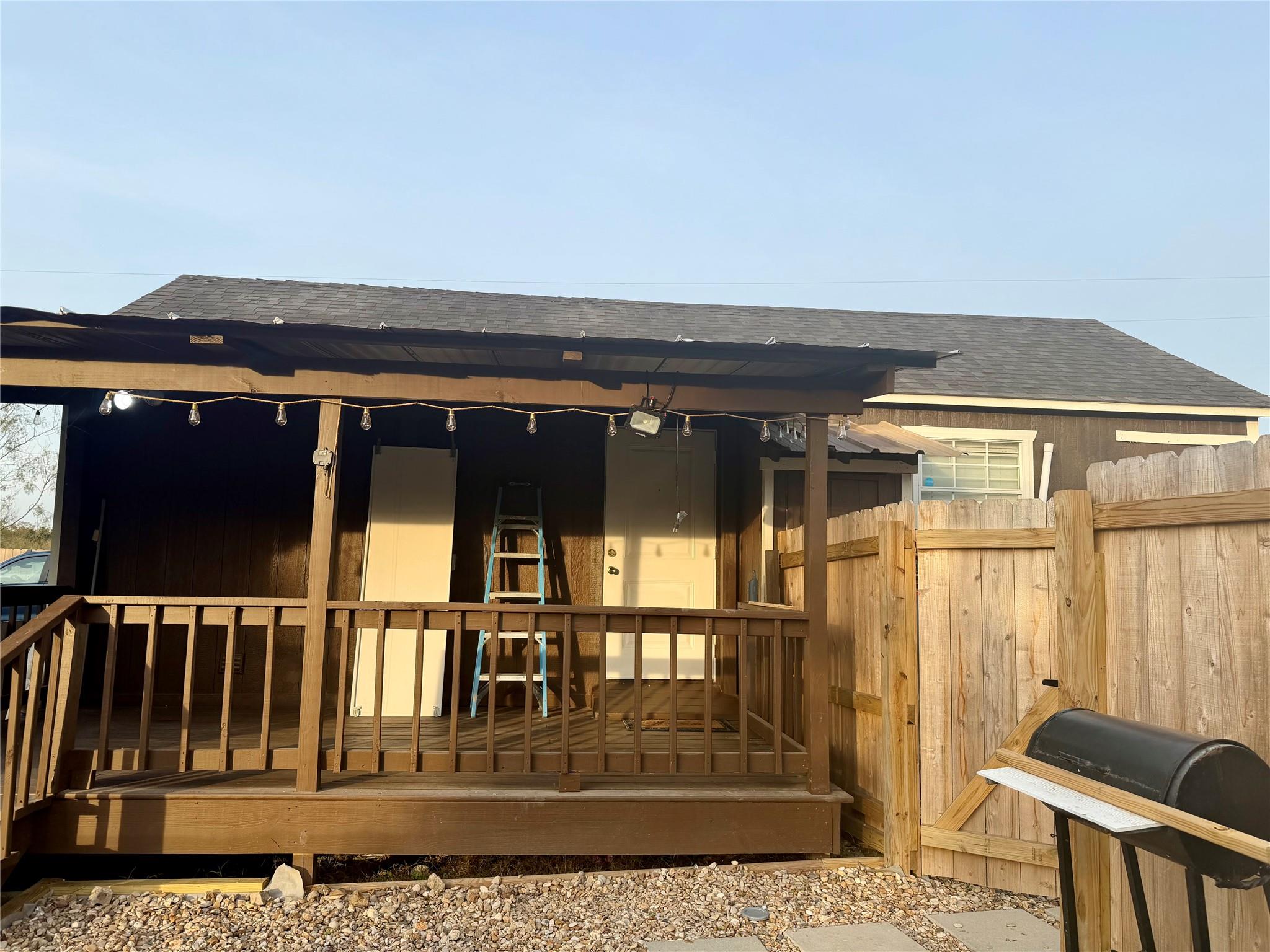 217 State Highway 21 W, Cedar Creek, TX 78612