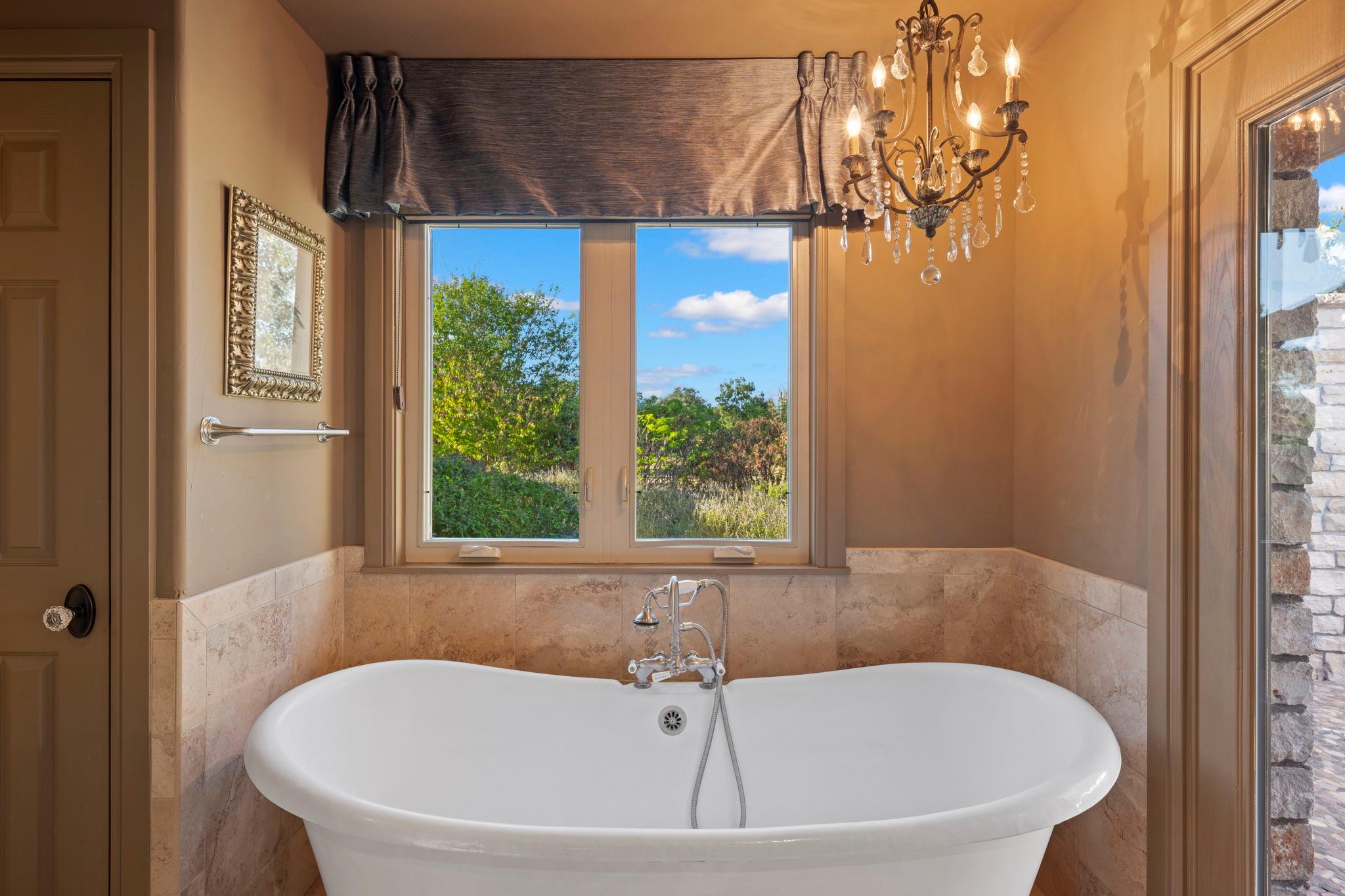 2574 County Road 211, Hico, TX 76457