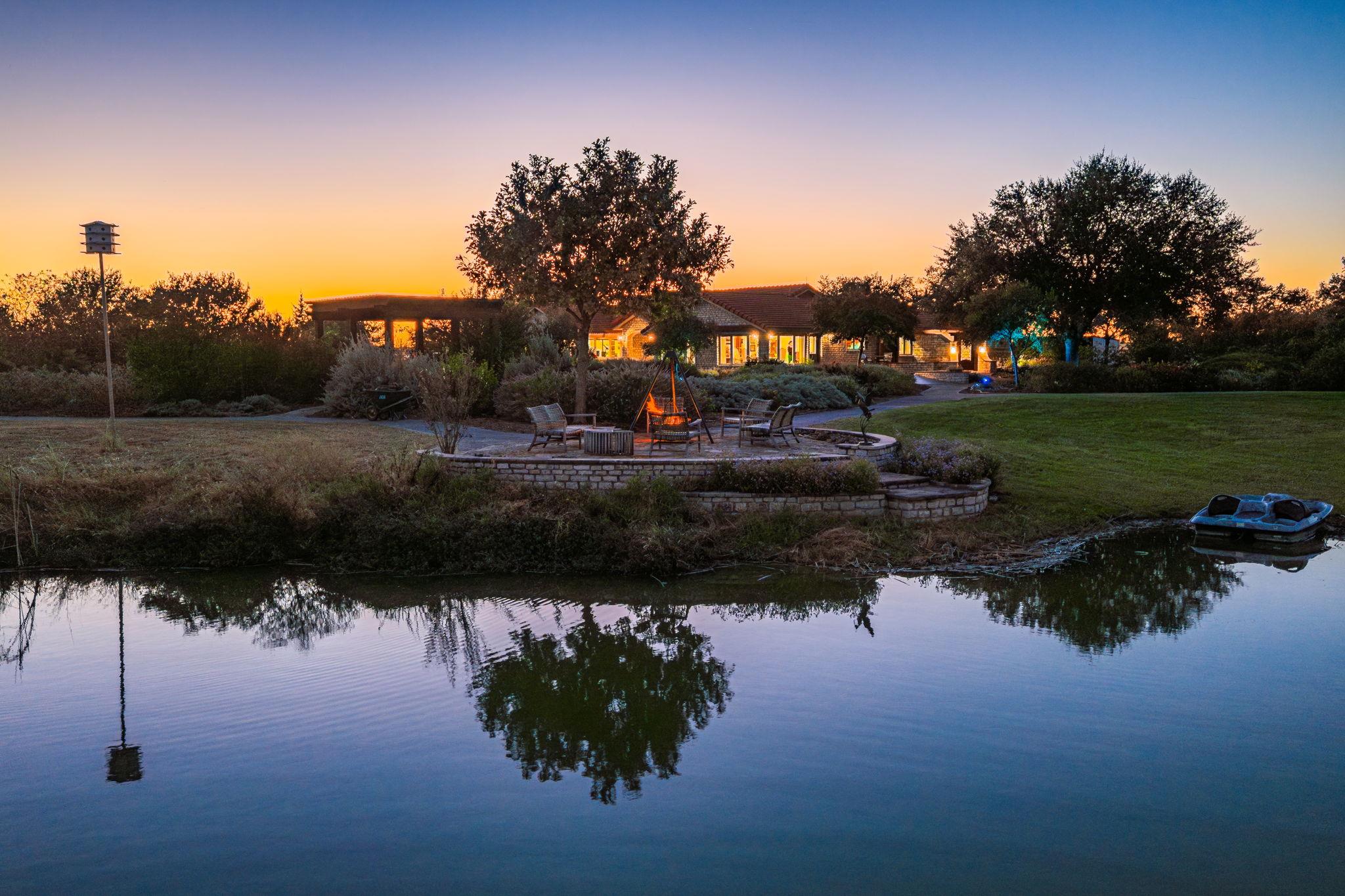 2574 County Road 211, Hico, TX 76457