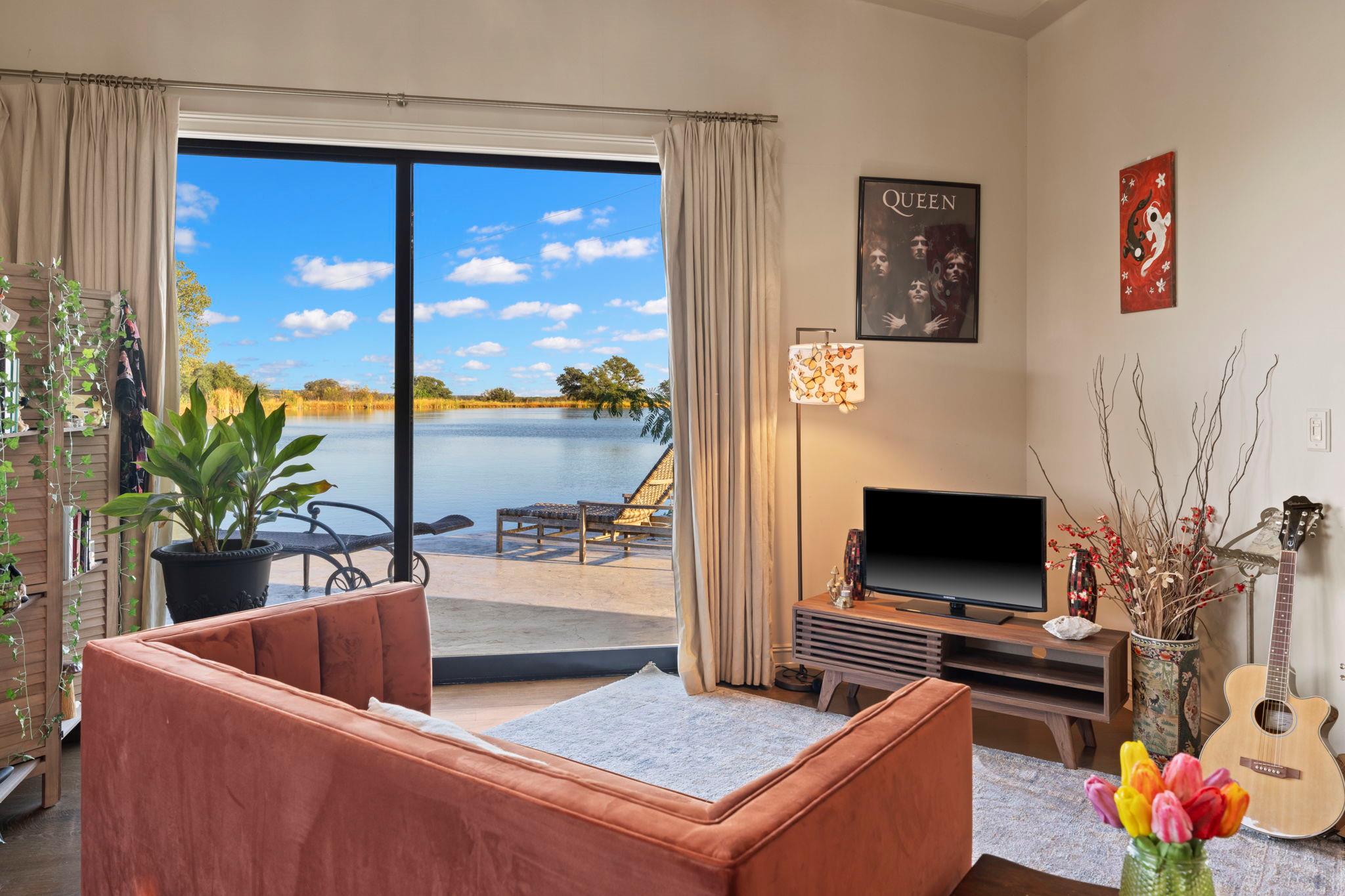 2574 County Road 211, Hico, TX 76457