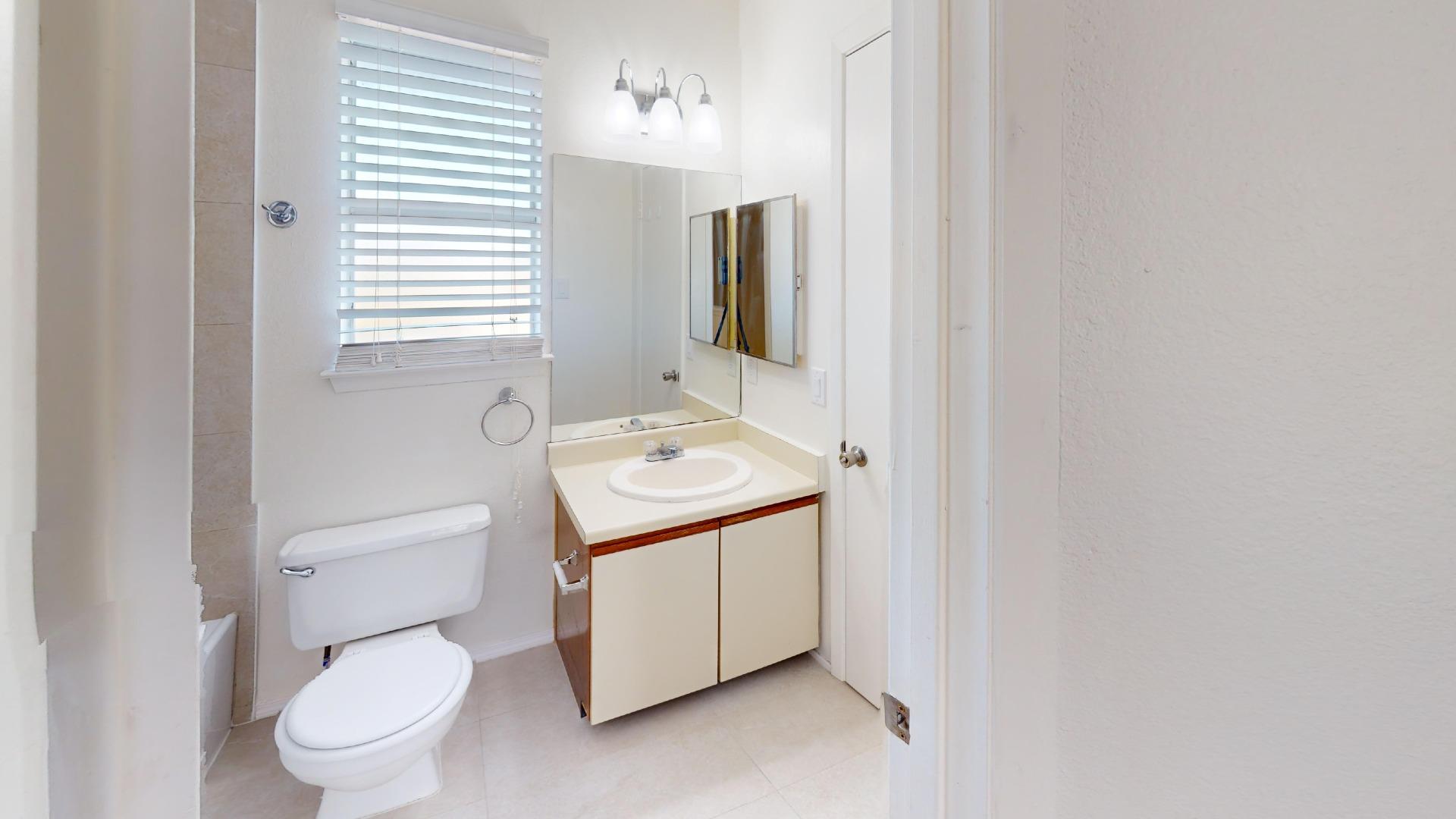 1015 E Yager Ln # 157, Austin, TX 78753