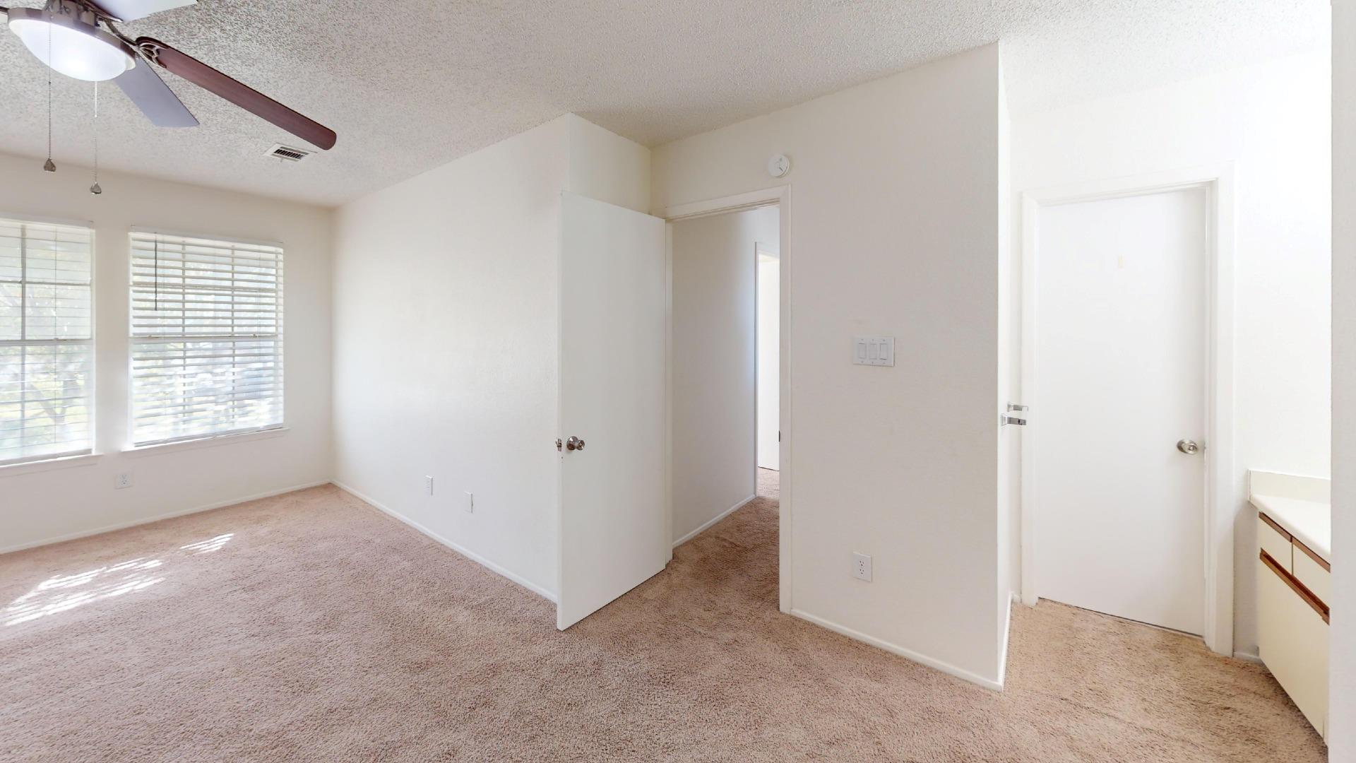 1015 E Yager Ln # 157, Austin, TX 78753