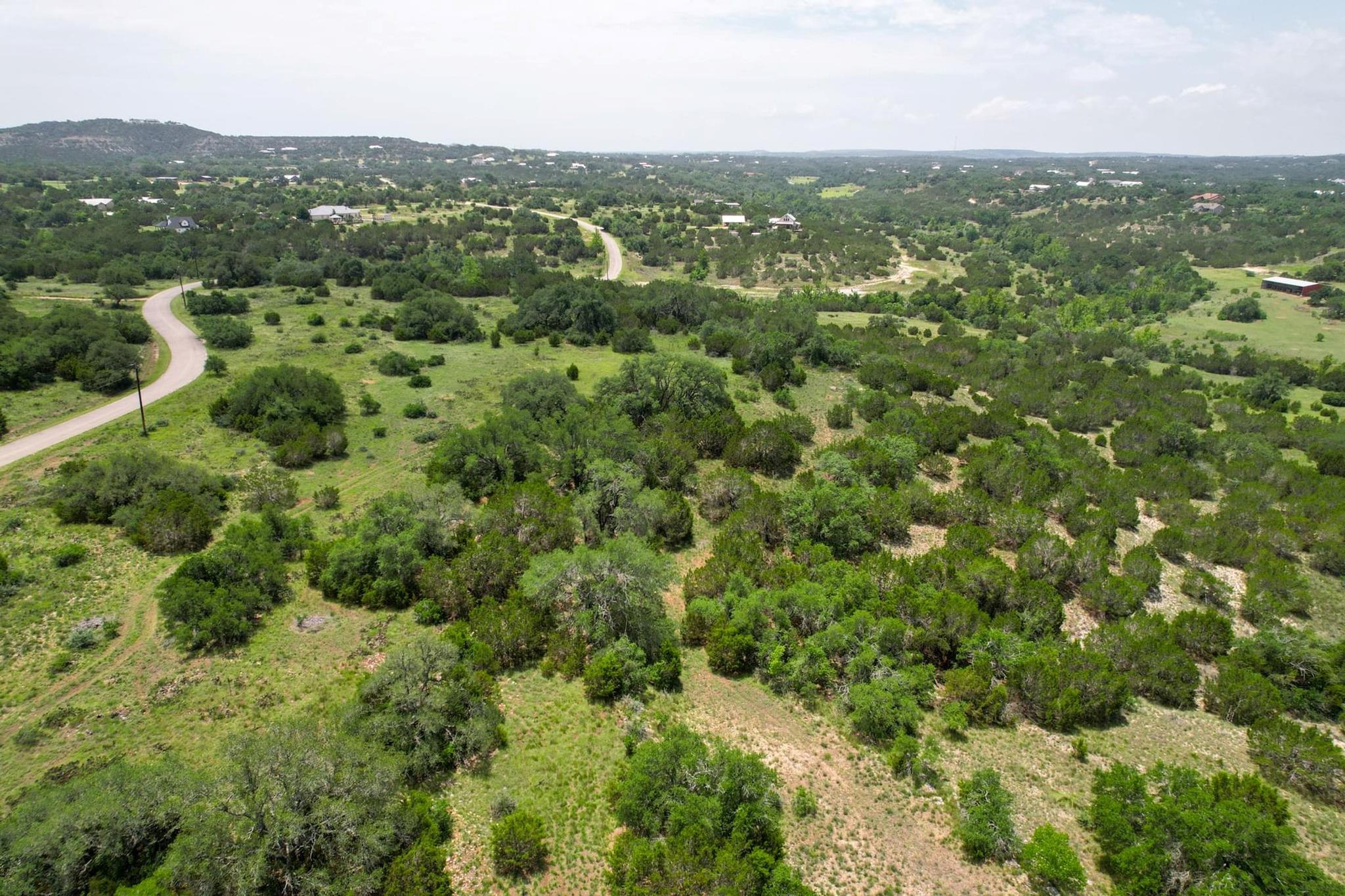 831 Hidden Creek Dr, Dripping Springs, TX 78620