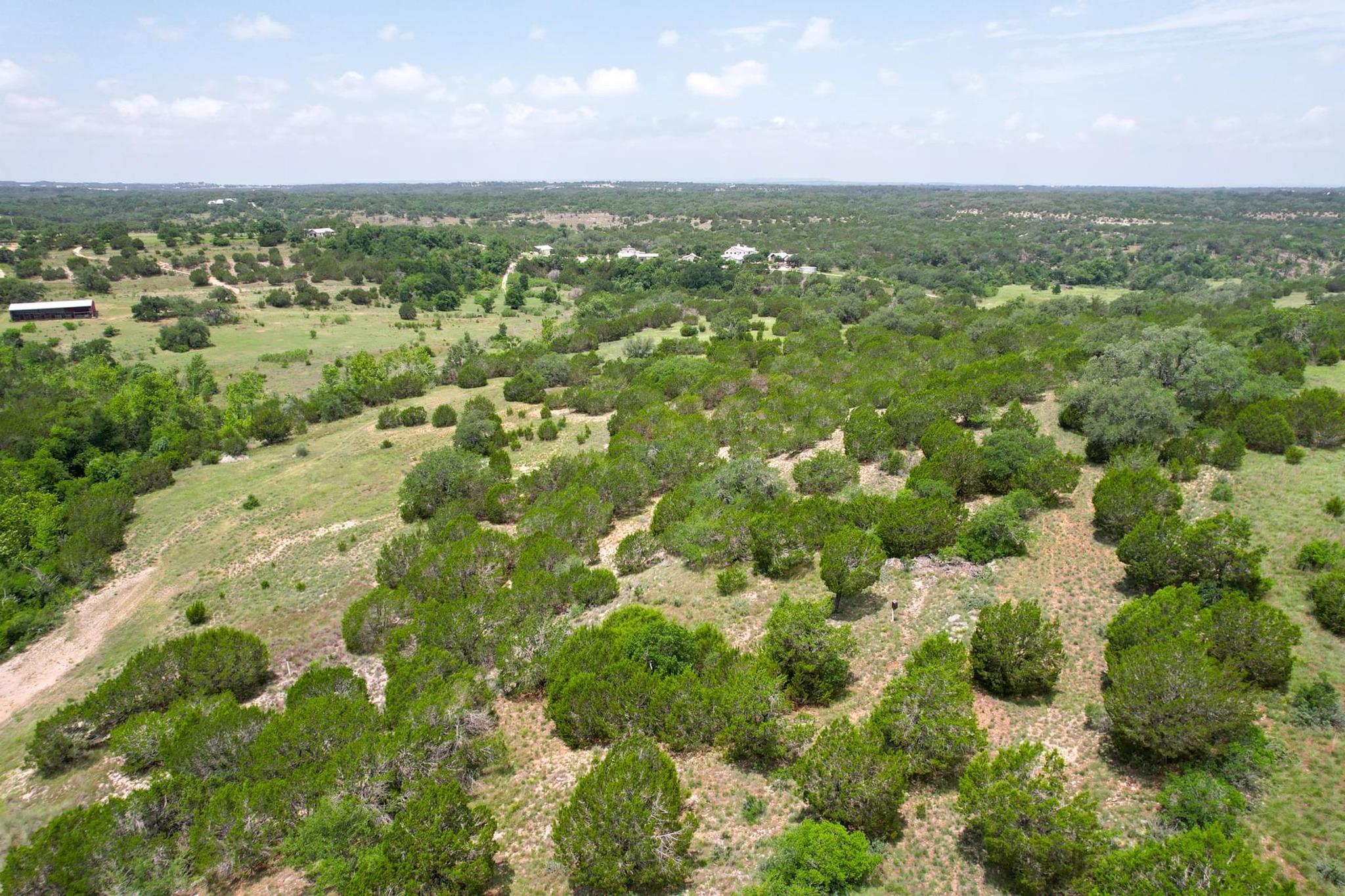 831 Hidden Creek Dr, Dripping Springs, TX 78620