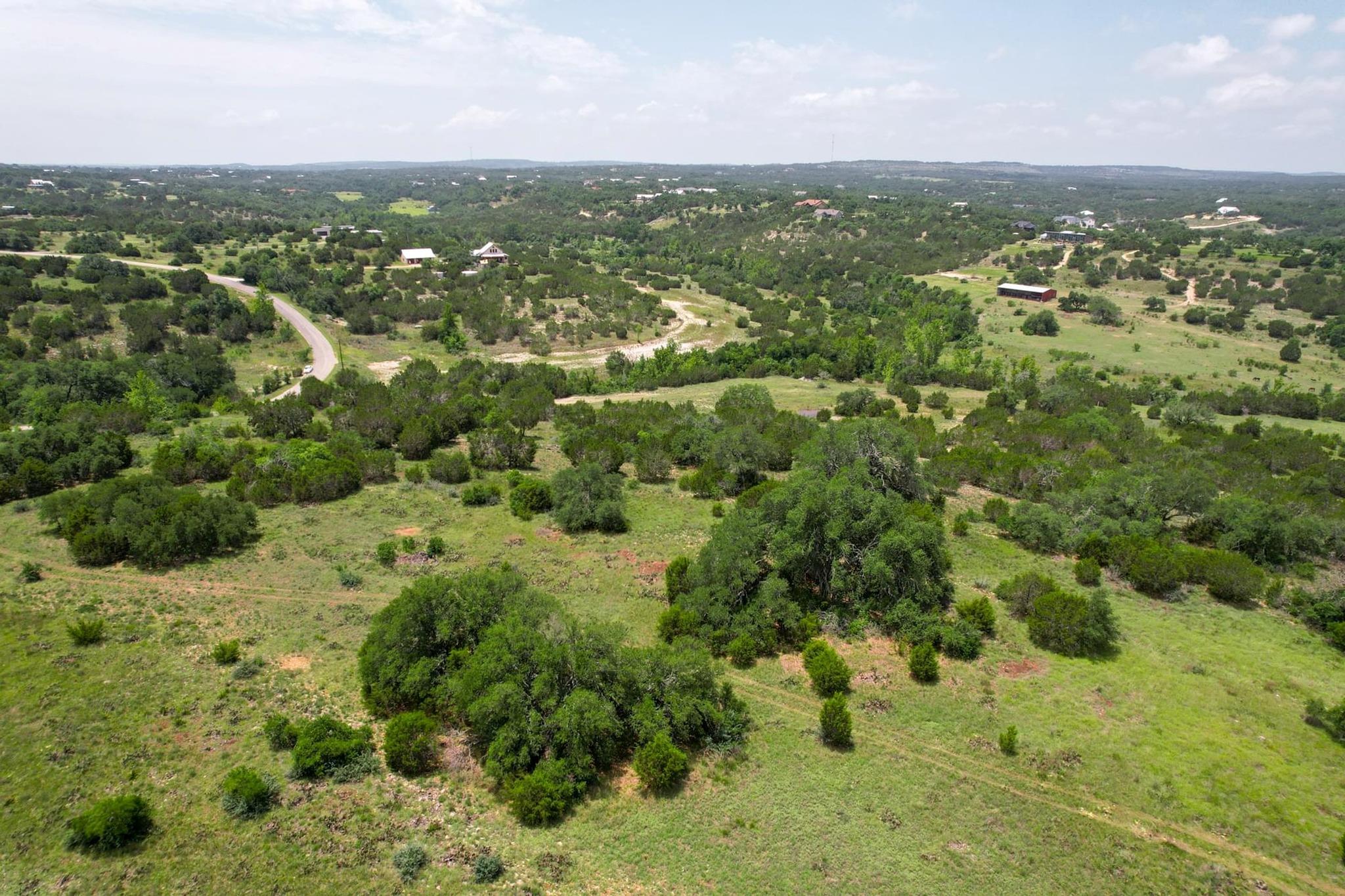 831 Hidden Creek Dr, Dripping Springs, TX 78620