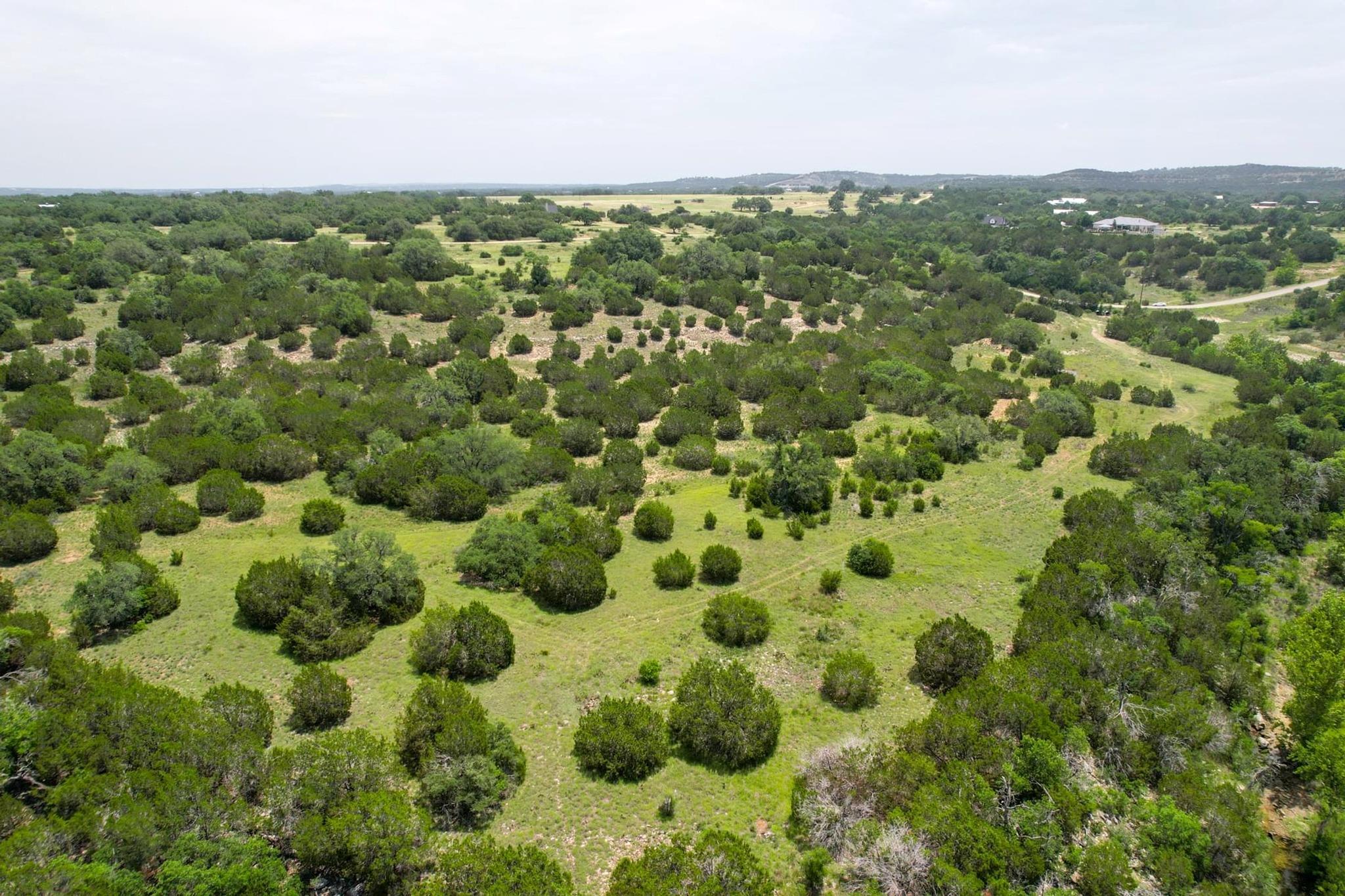 831 Hidden Creek Dr, Dripping Springs, TX 78620