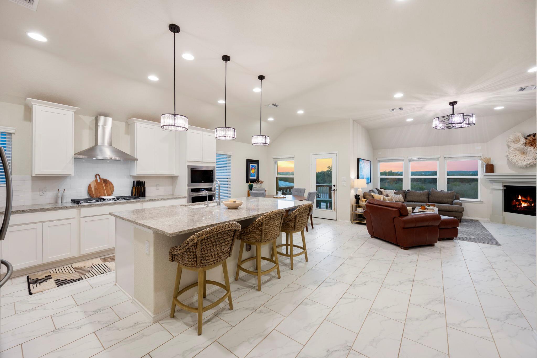 2210 Steerhead Trl, New Braunfels, TX 78132