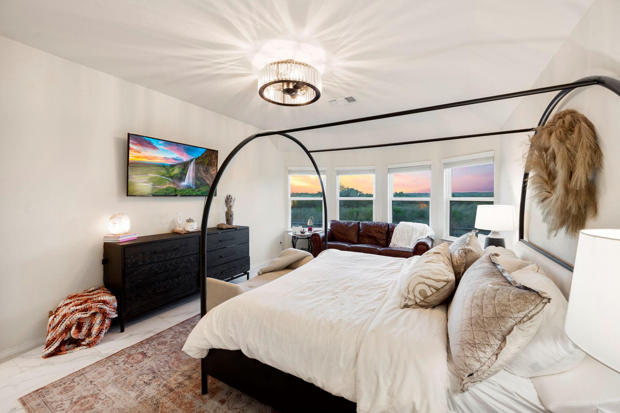 2210 Steerhead Trl, New Braunfels, TX 78132