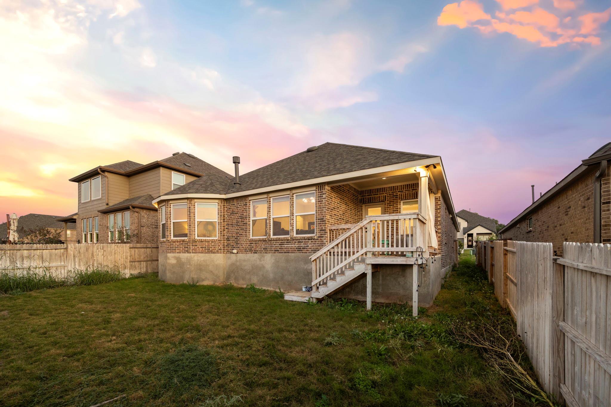 2210 Steerhead Trl, New Braunfels, TX 78132